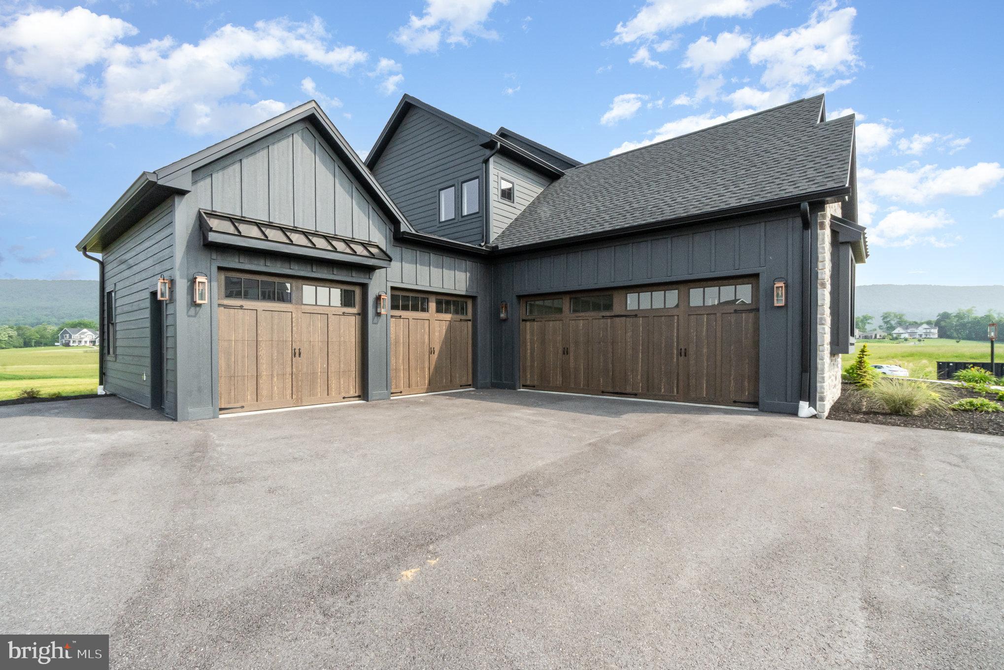 GLENDALE ESTATES - Residential