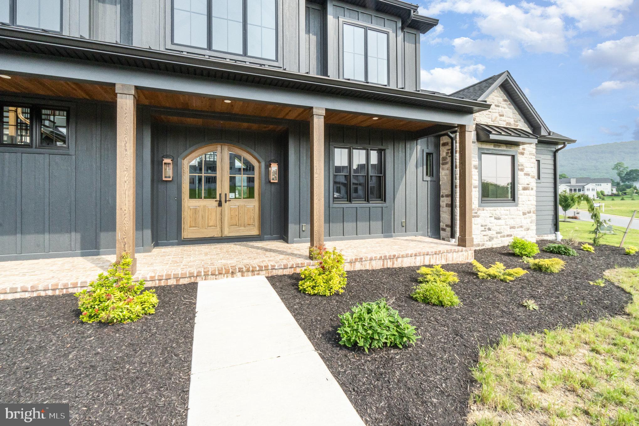 GLENDALE ESTATES - Residential