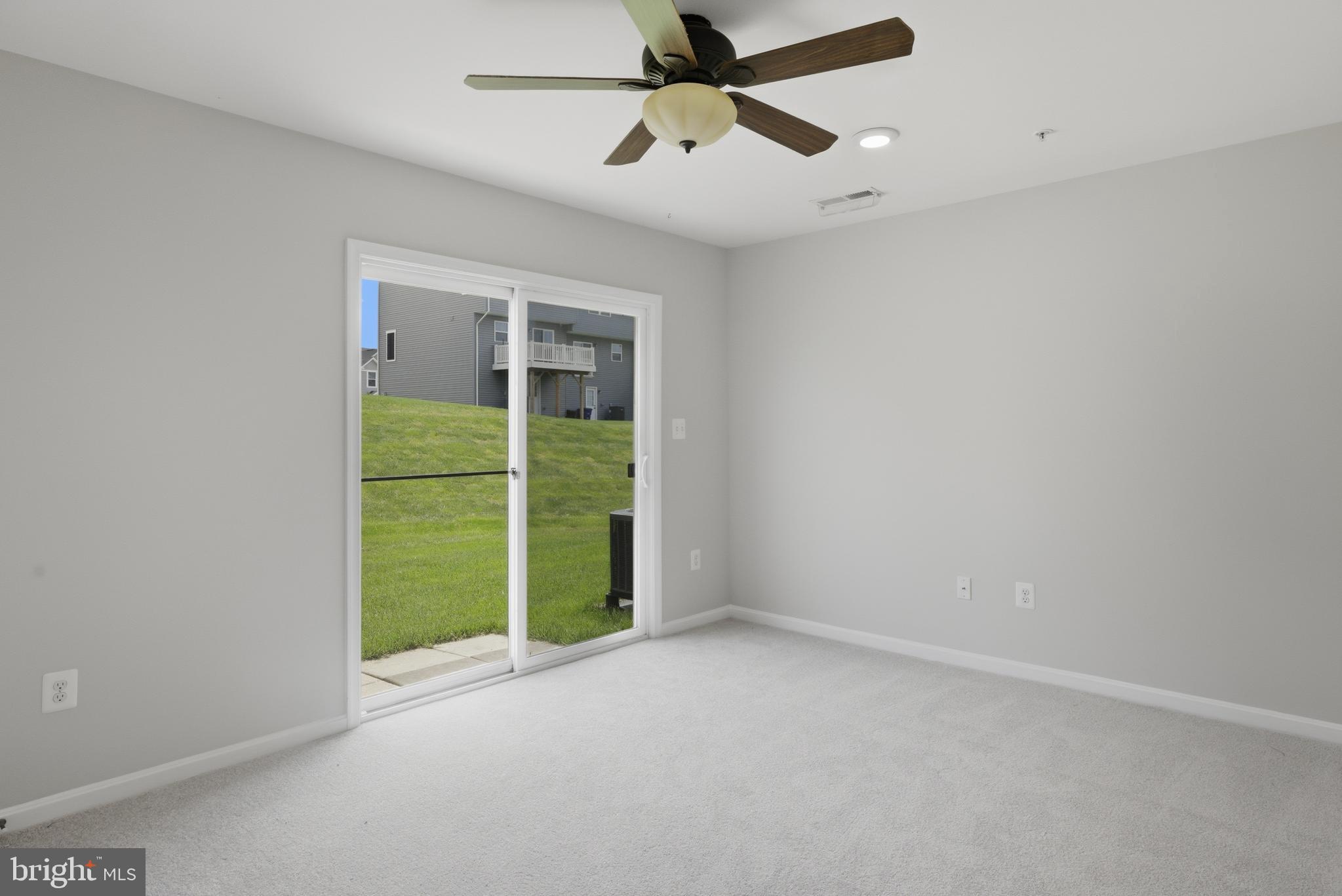 MEADE'S CROSSING - Residential