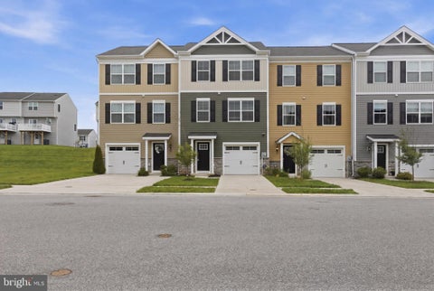 Townhouse For Sale - 344 Crimson Avenue<br/> TANEYTOWN, MD 21787