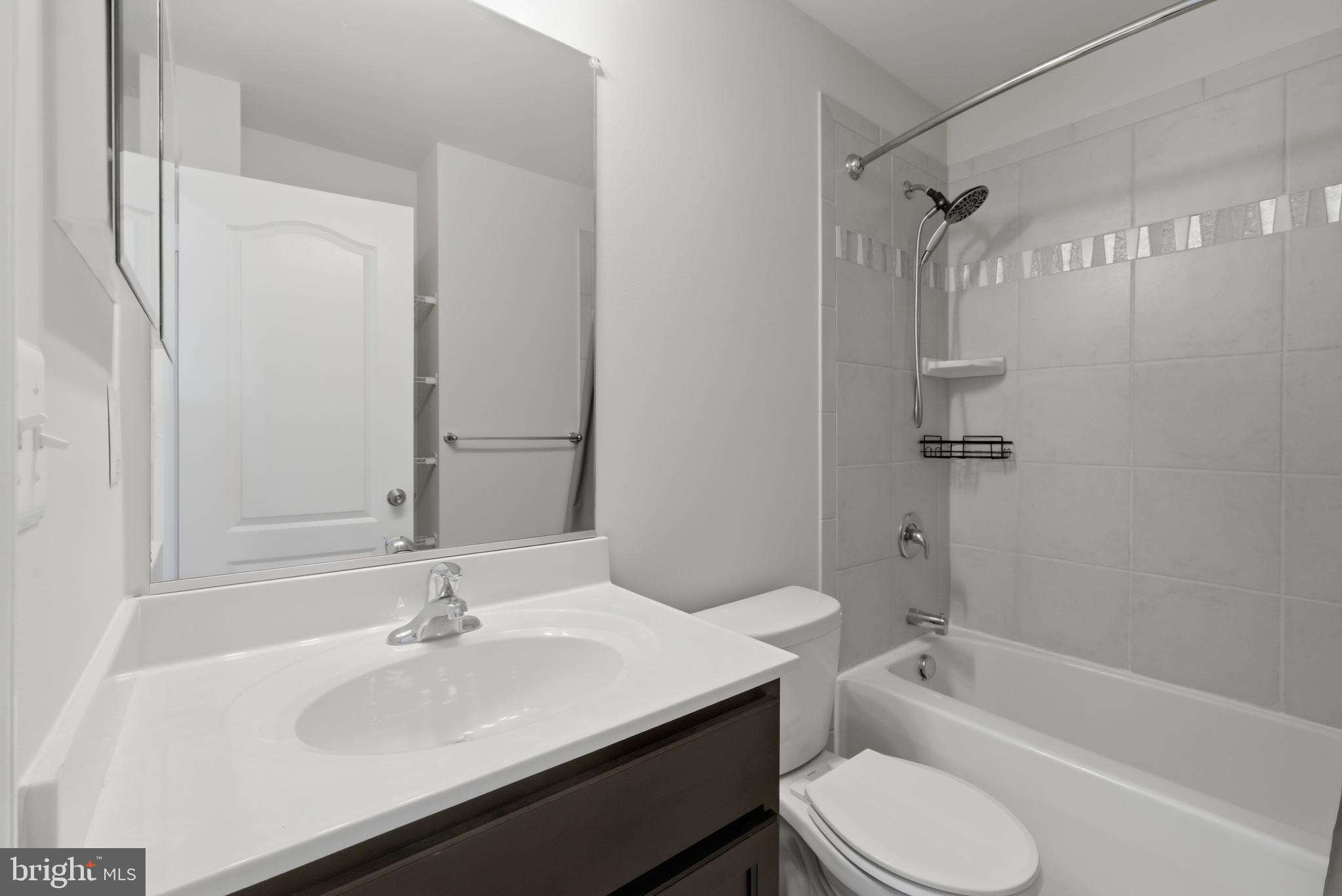 MEADE'S CROSSING - Residential