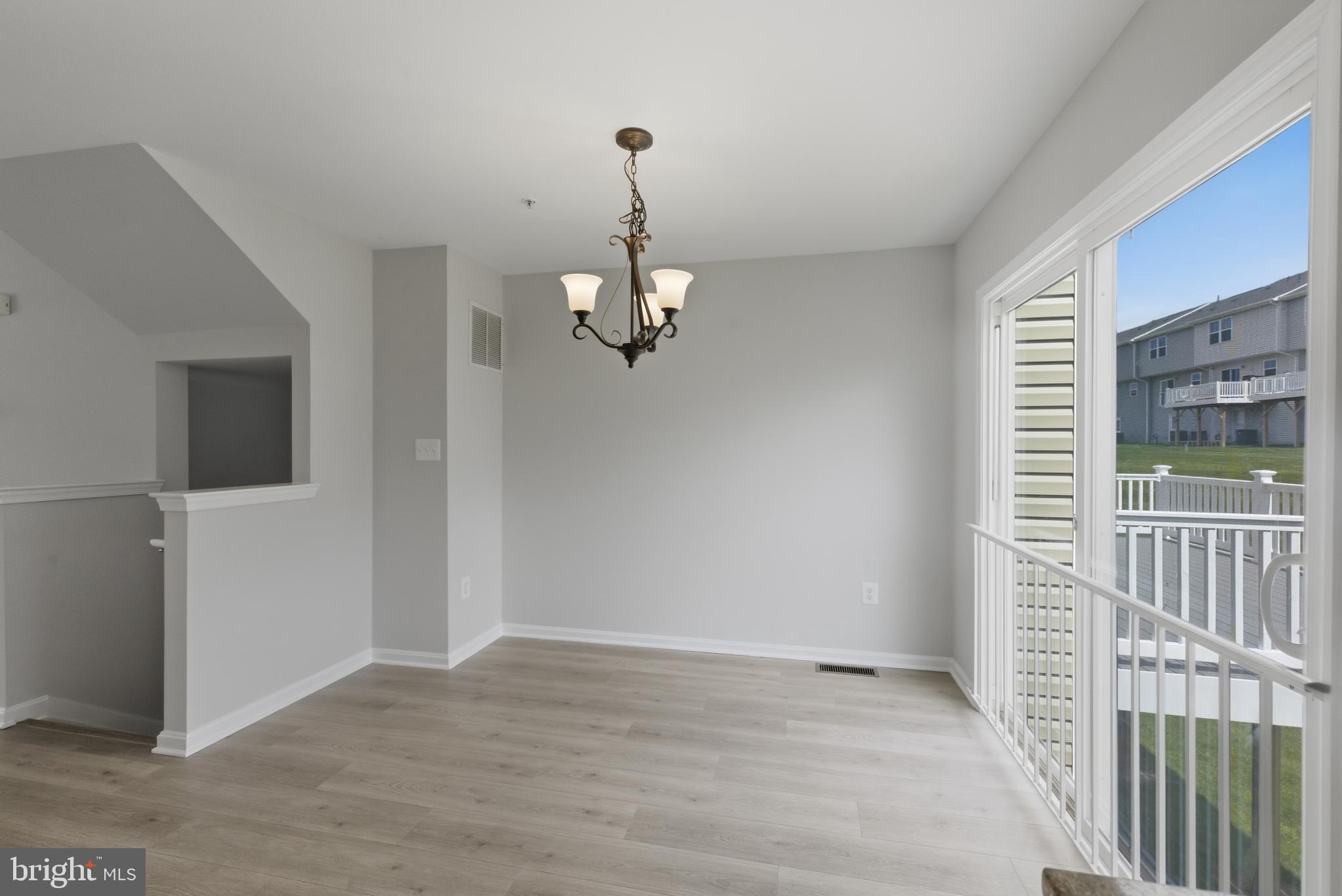MEADE'S CROSSING - Residential