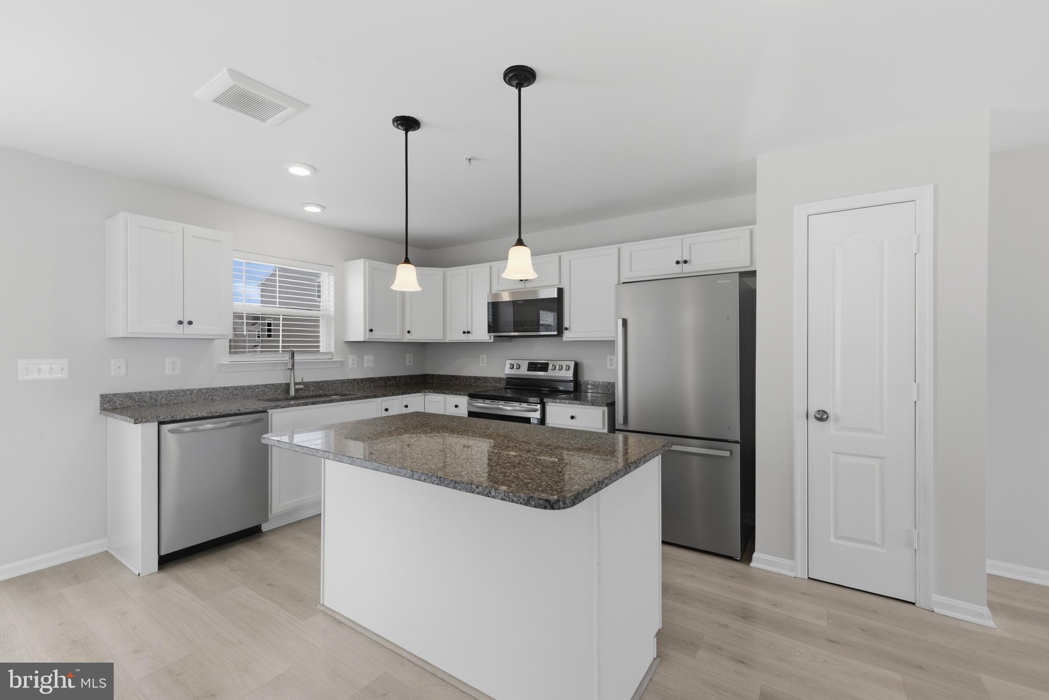 MEADE'S CROSSING - Residential