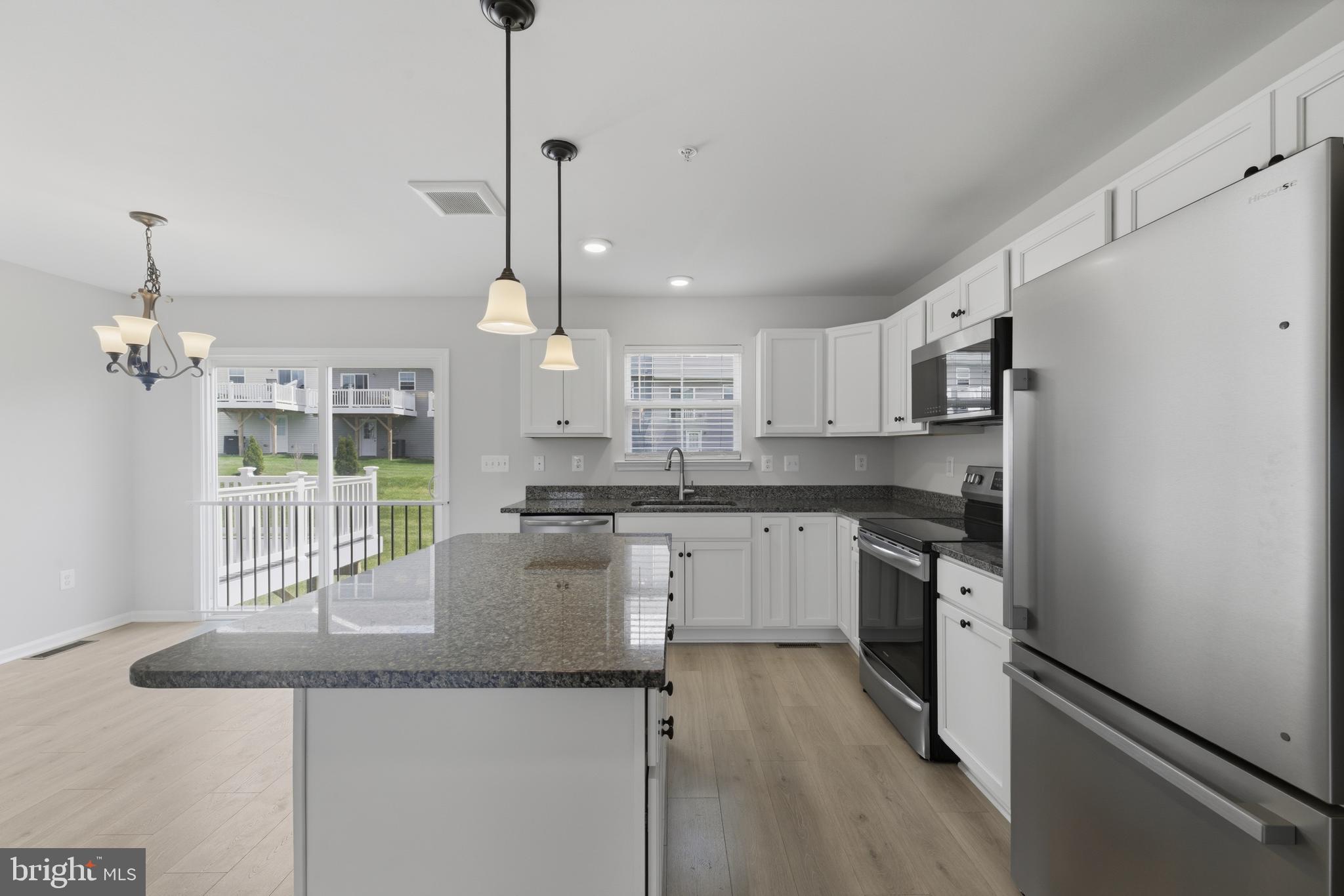 MEADE'S CROSSING - Residential