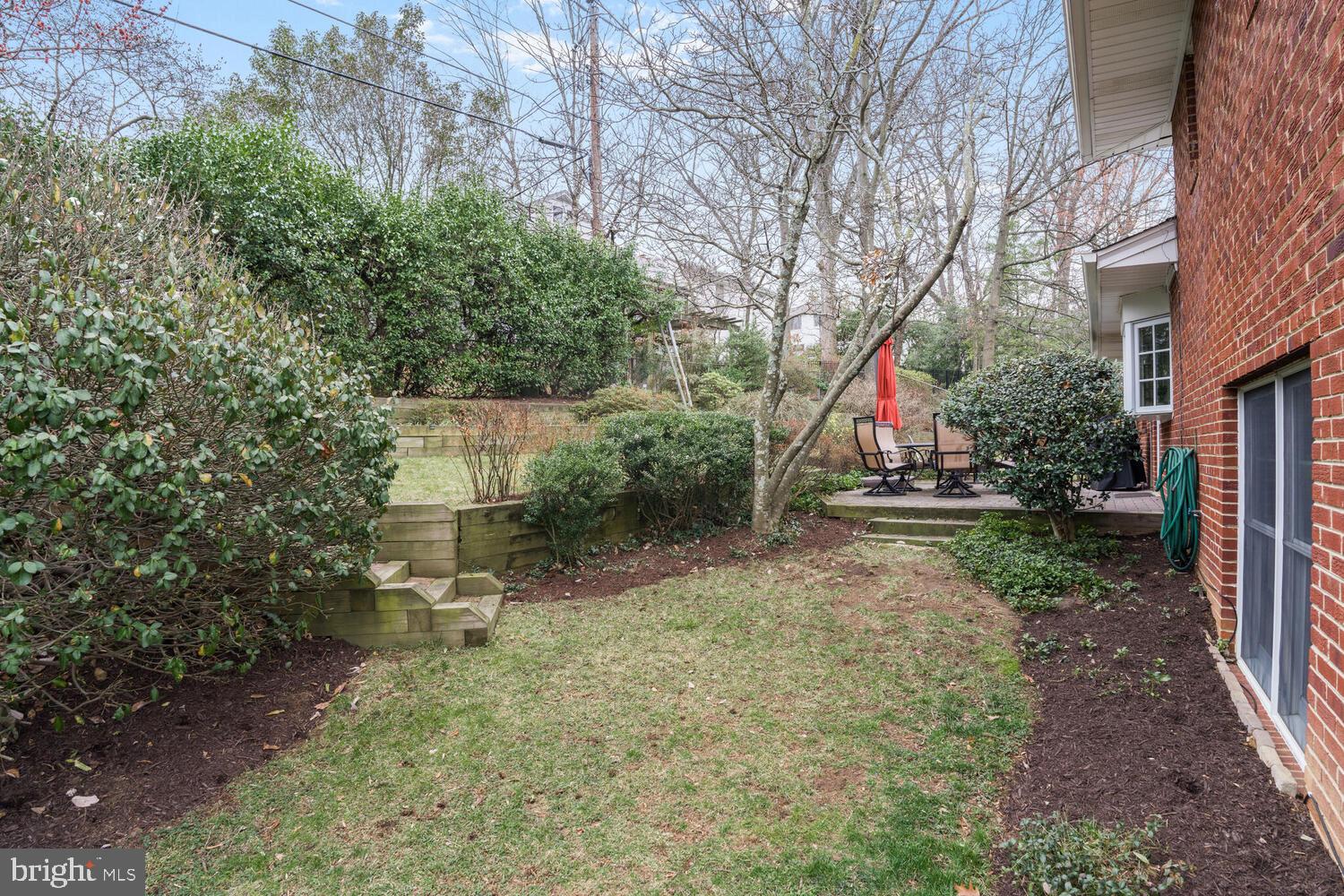 MONTICELLO PARK - Residential