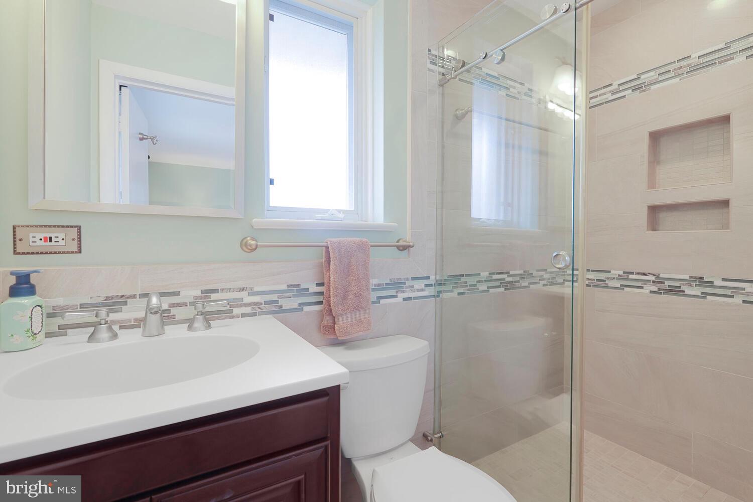 MONTICELLO PARK - Residential