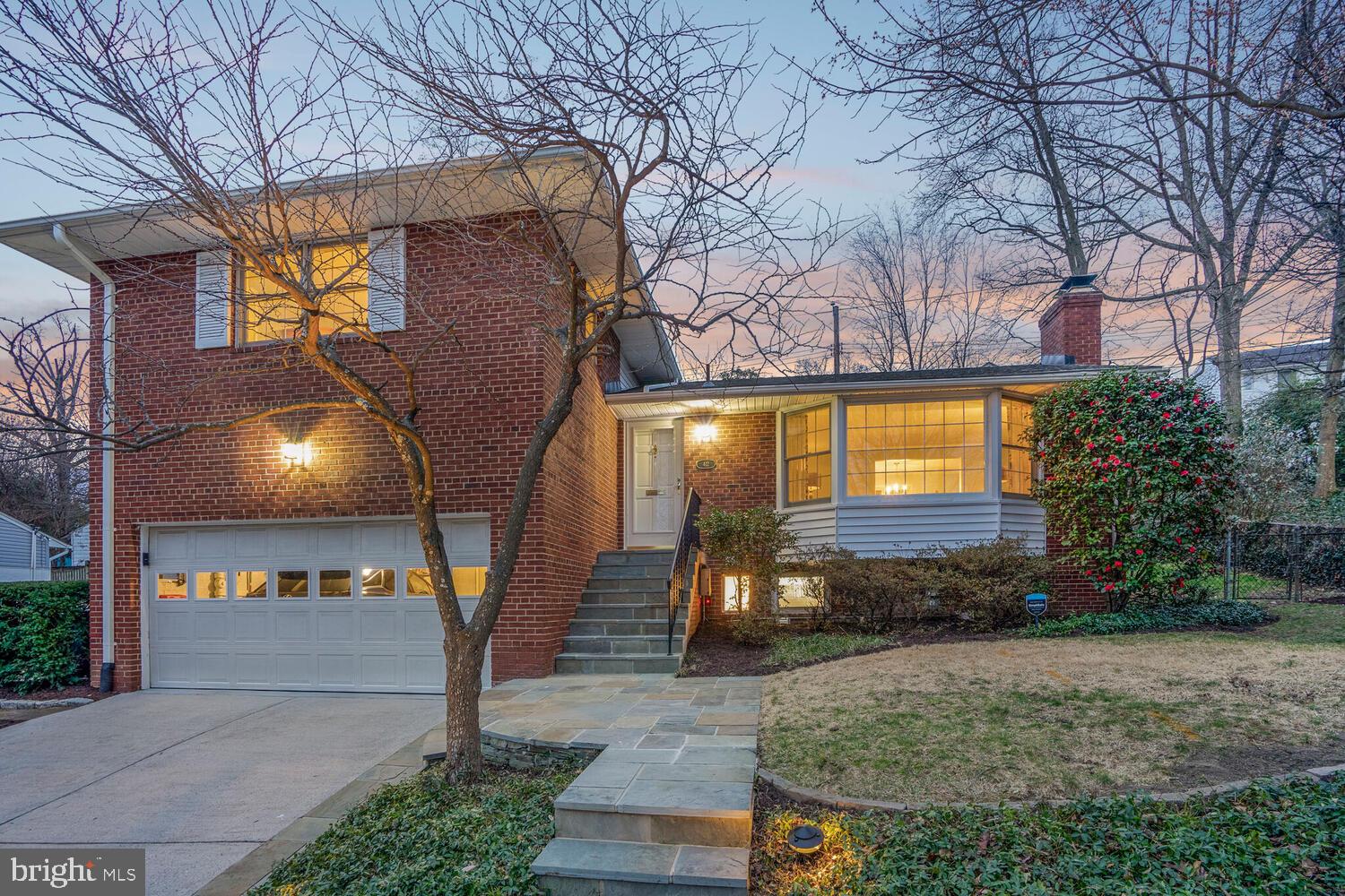 MONTICELLO PARK - Residential