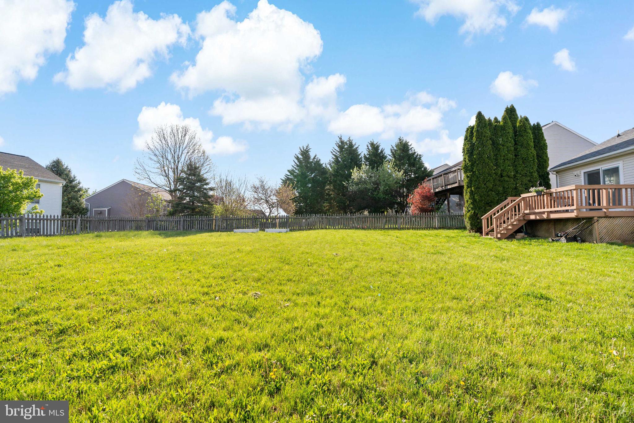 CLUBHOUSE MANOR - Residential