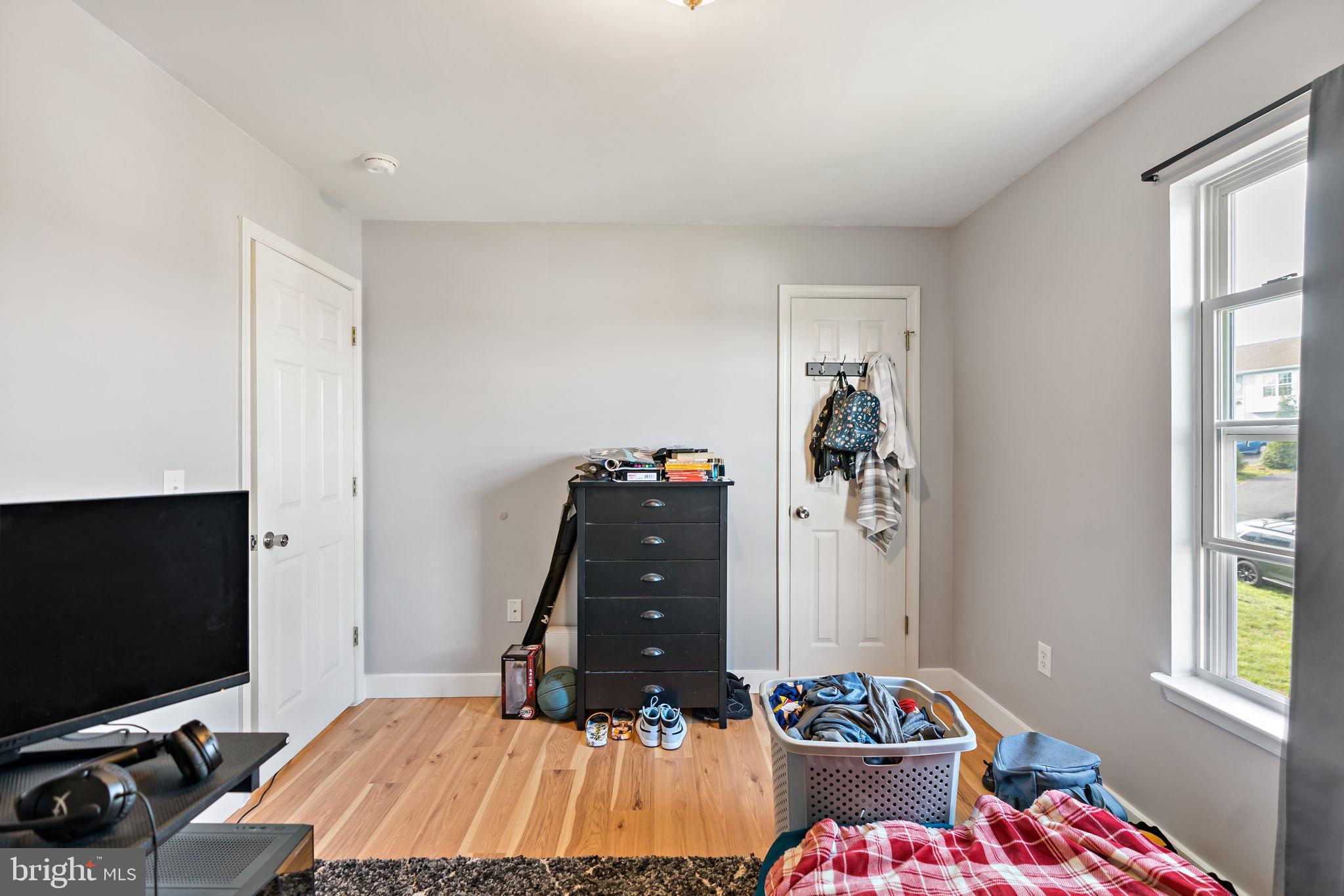 CLUBHOUSE MANOR - Residential