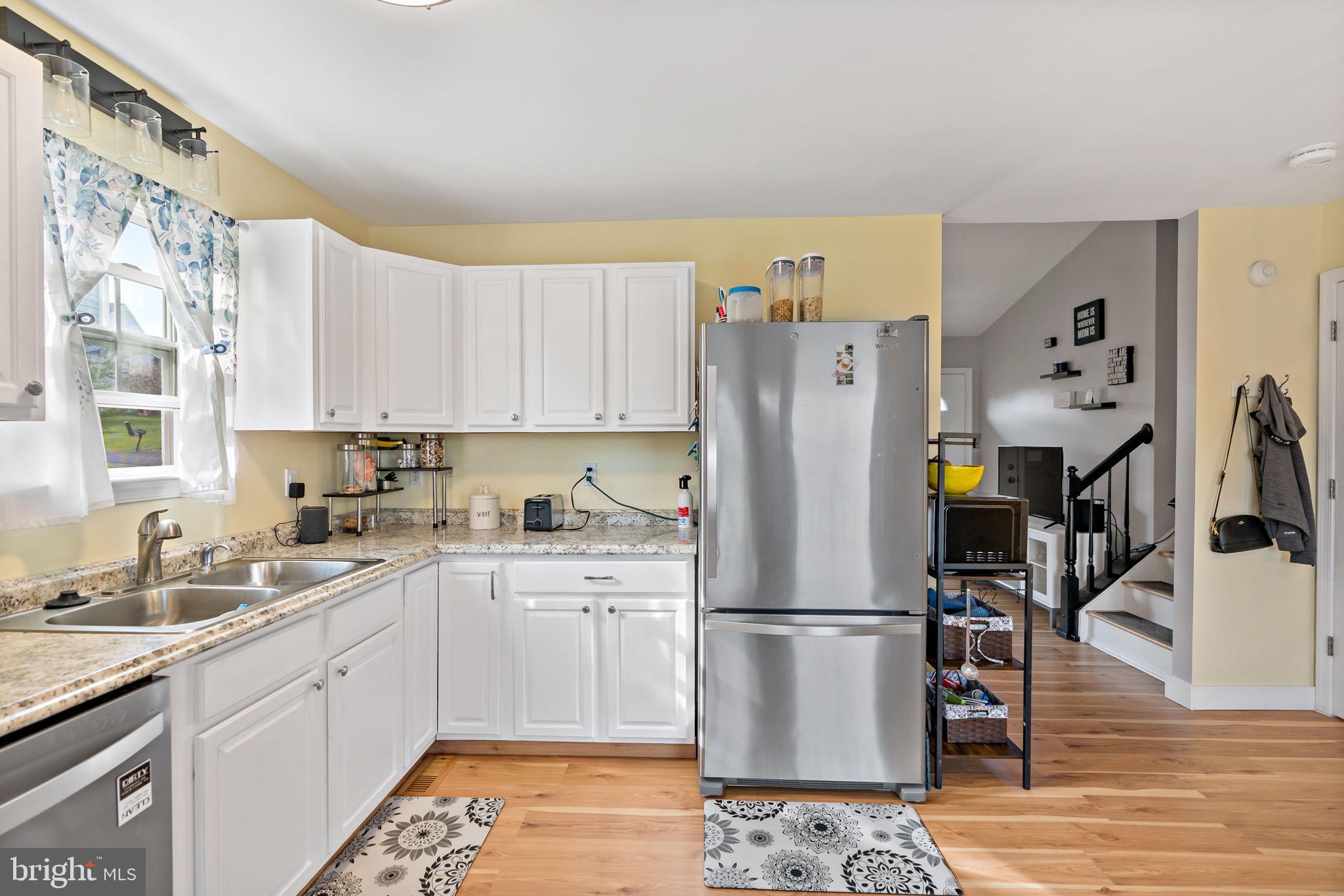 CLUBHOUSE MANOR - Residential