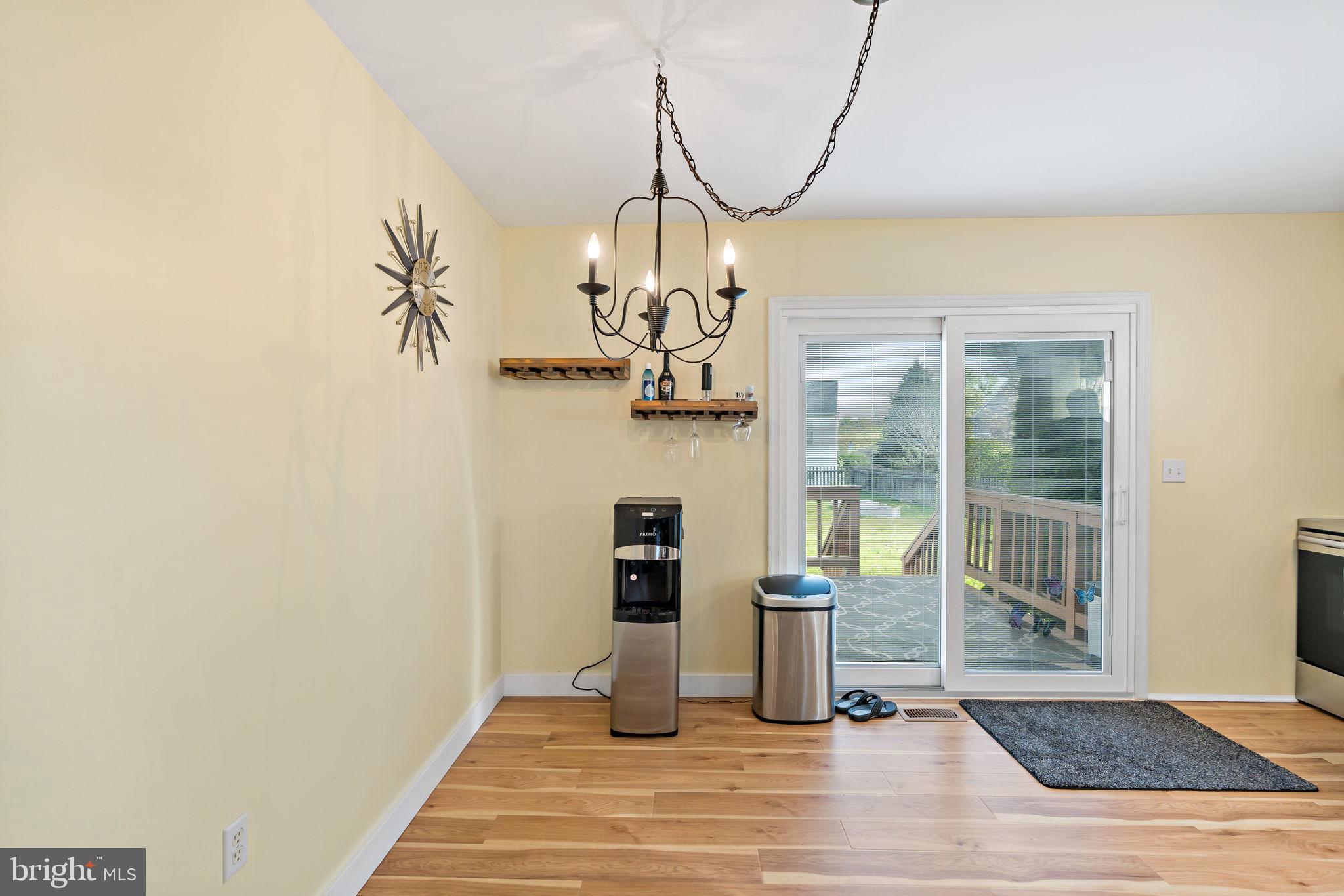 CLUBHOUSE MANOR - Residential