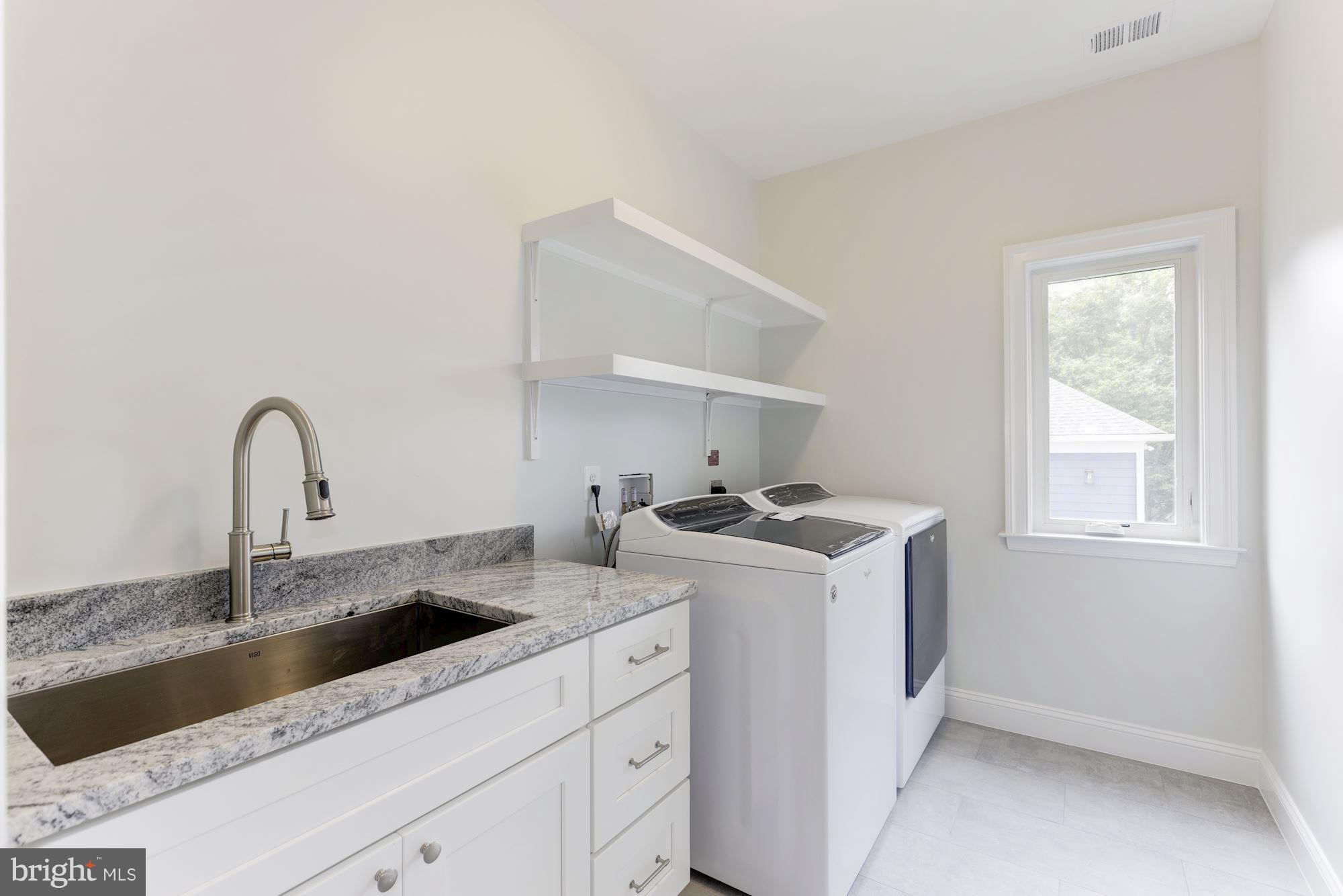 ELLISON HEIGHTS - Residential