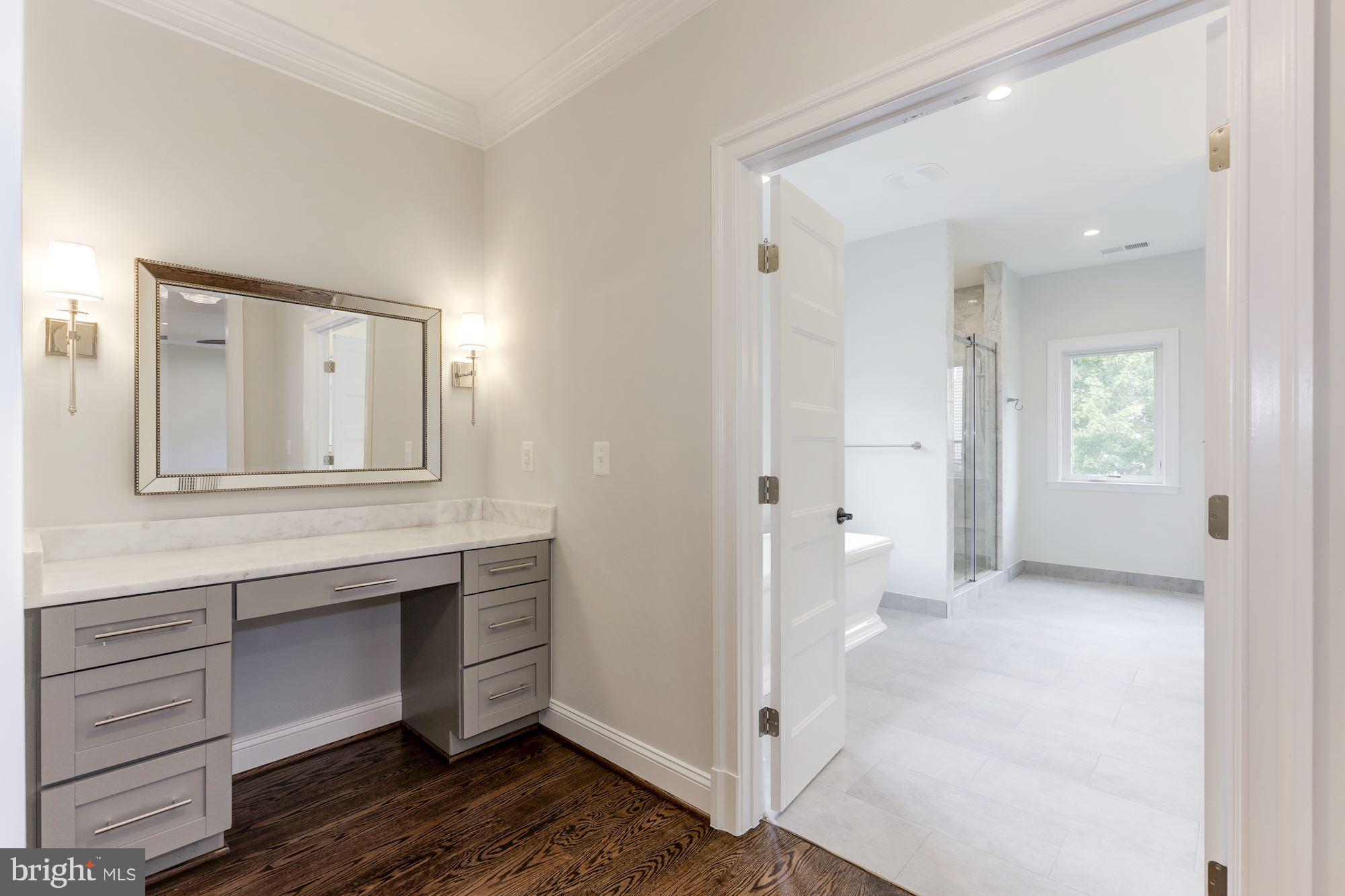 ELLISON HEIGHTS - Residential