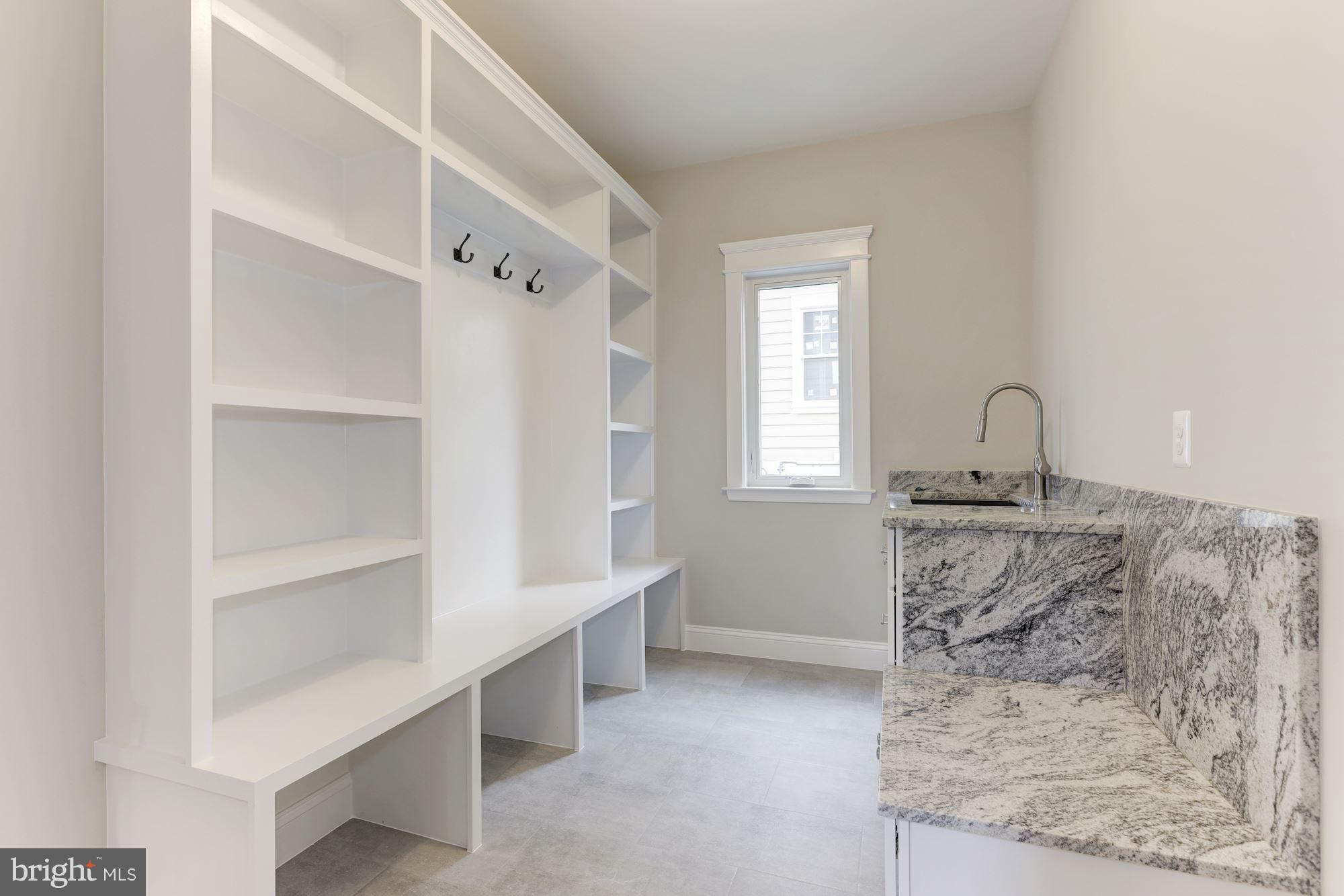 ELLISON HEIGHTS - Residential