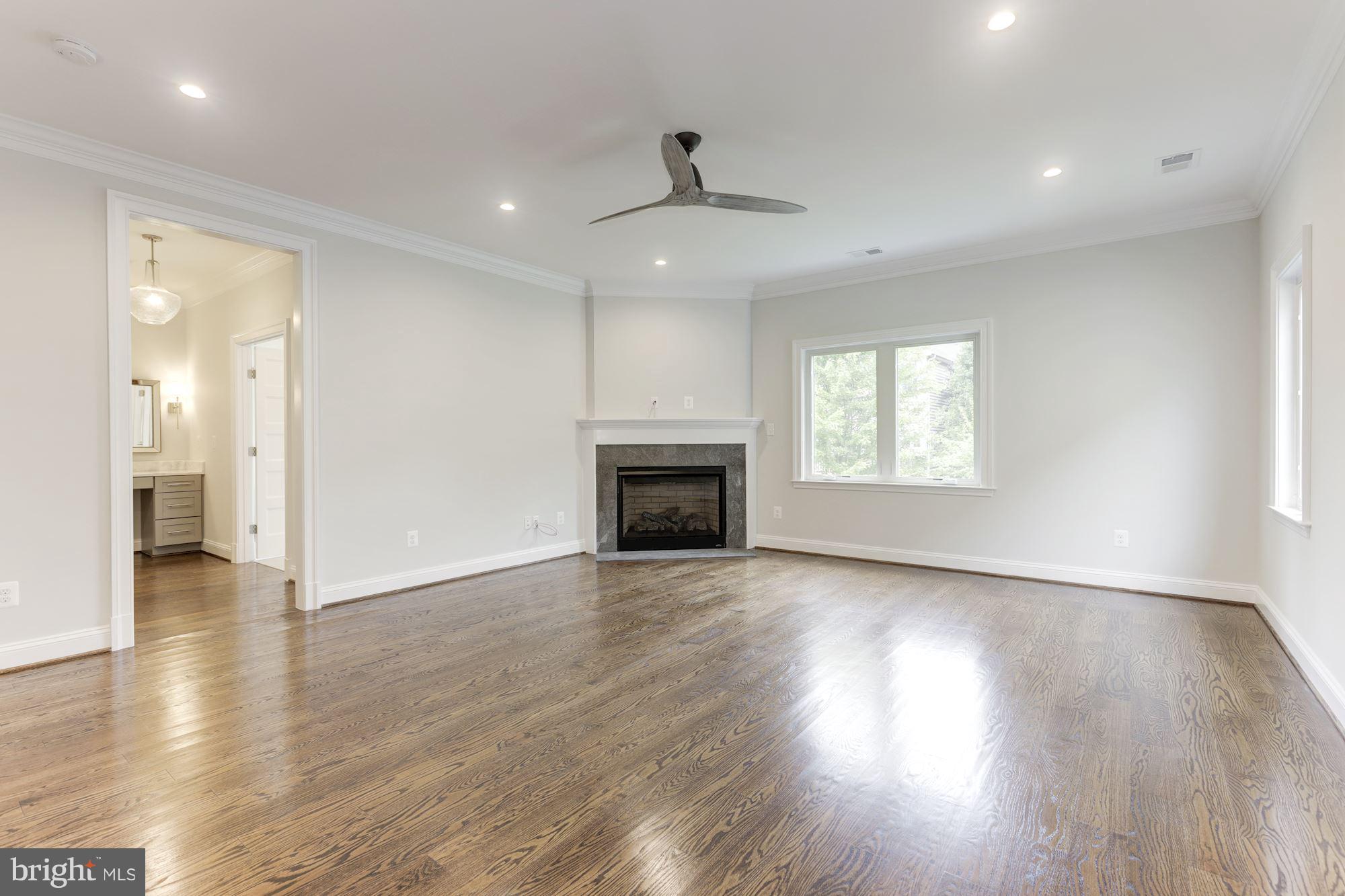 ELLISON HEIGHTS - Residential