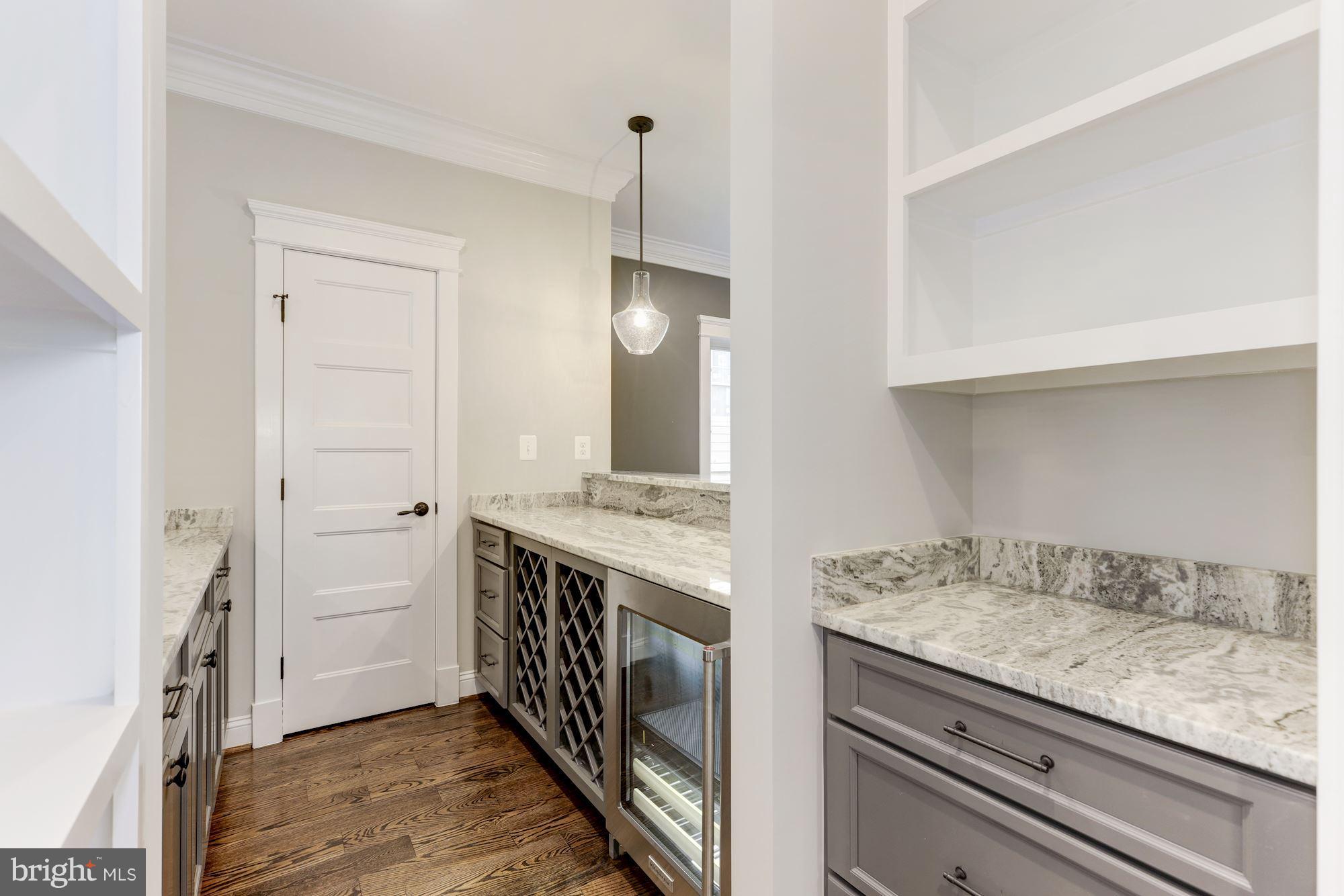 ELLISON HEIGHTS - Residential