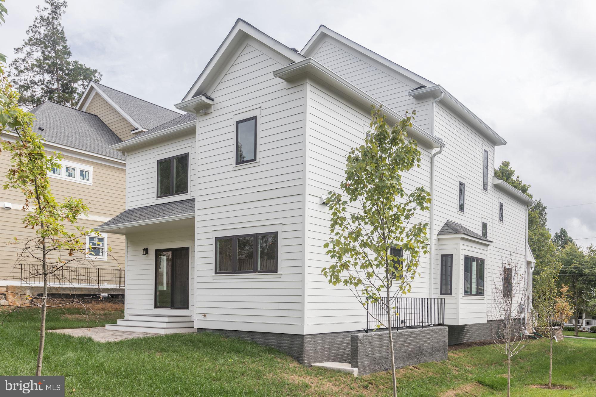 ELLISON HEIGHTS - Residential