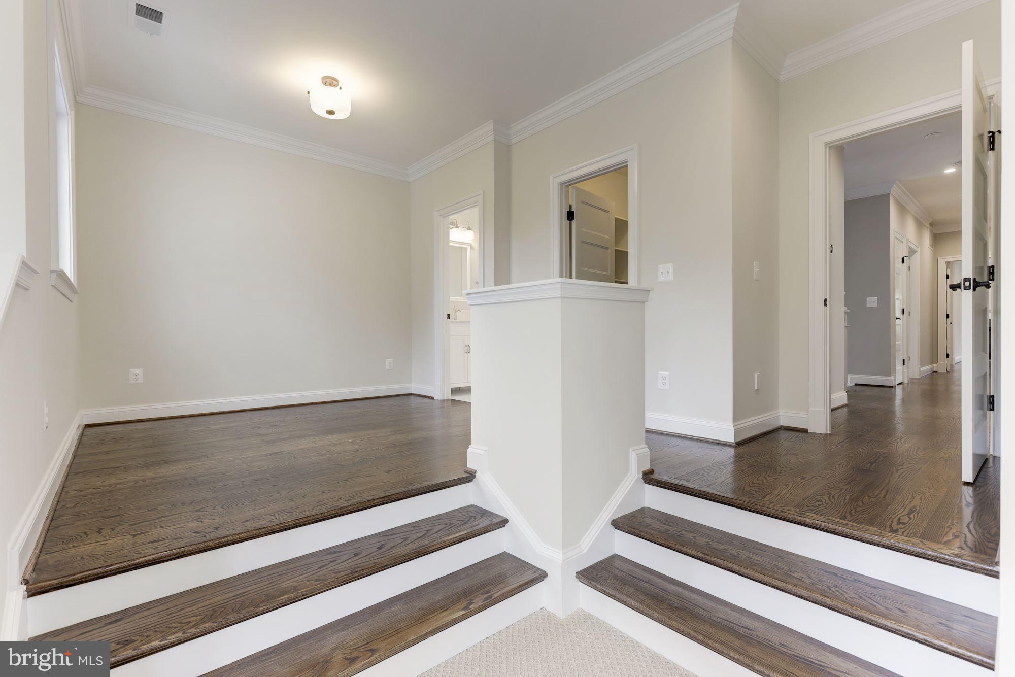 ELLISON HEIGHTS - Residential