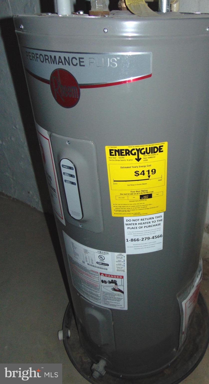 THORNDALE - Residential Lease