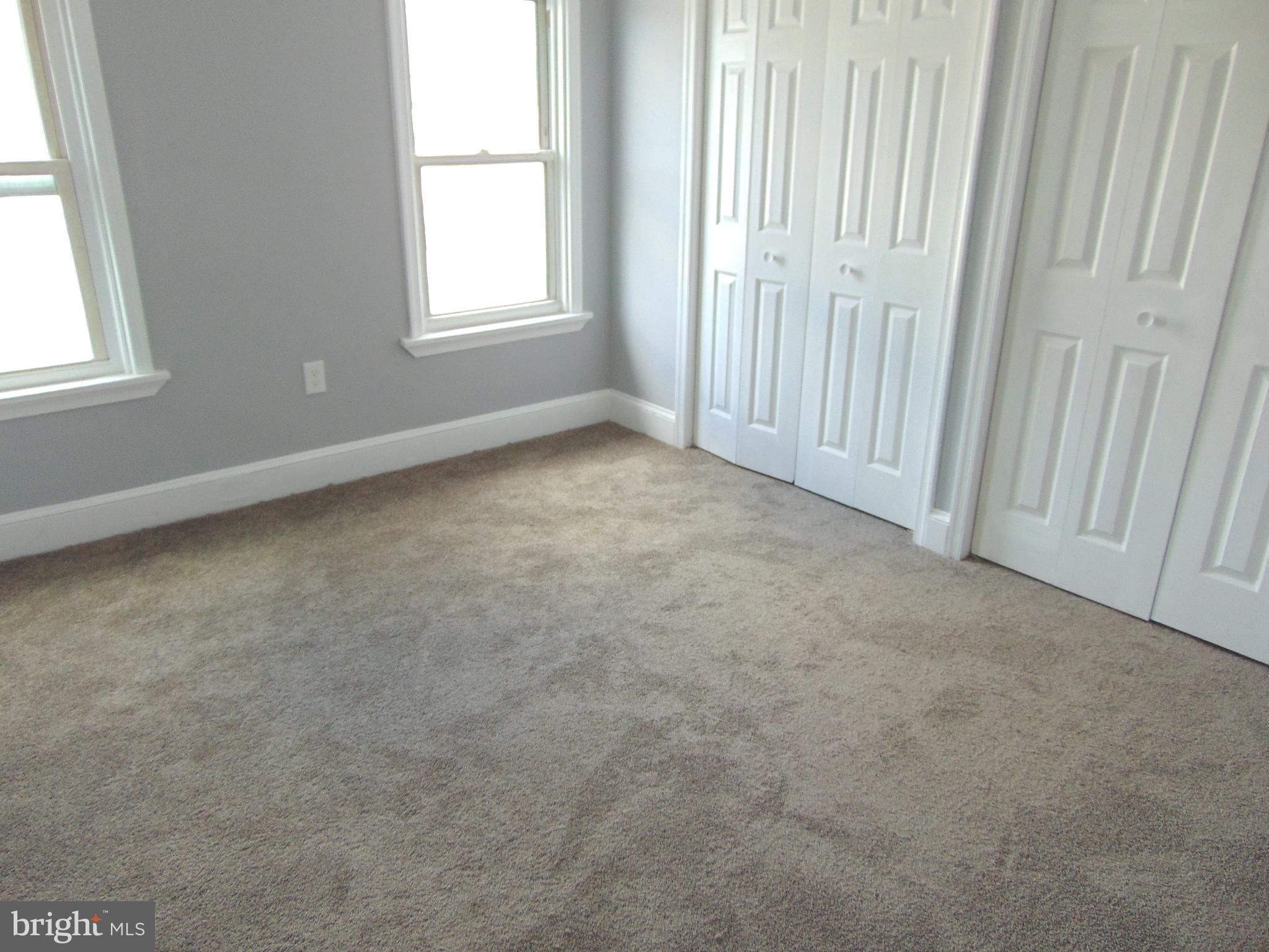 THORNDALE - Residential Lease