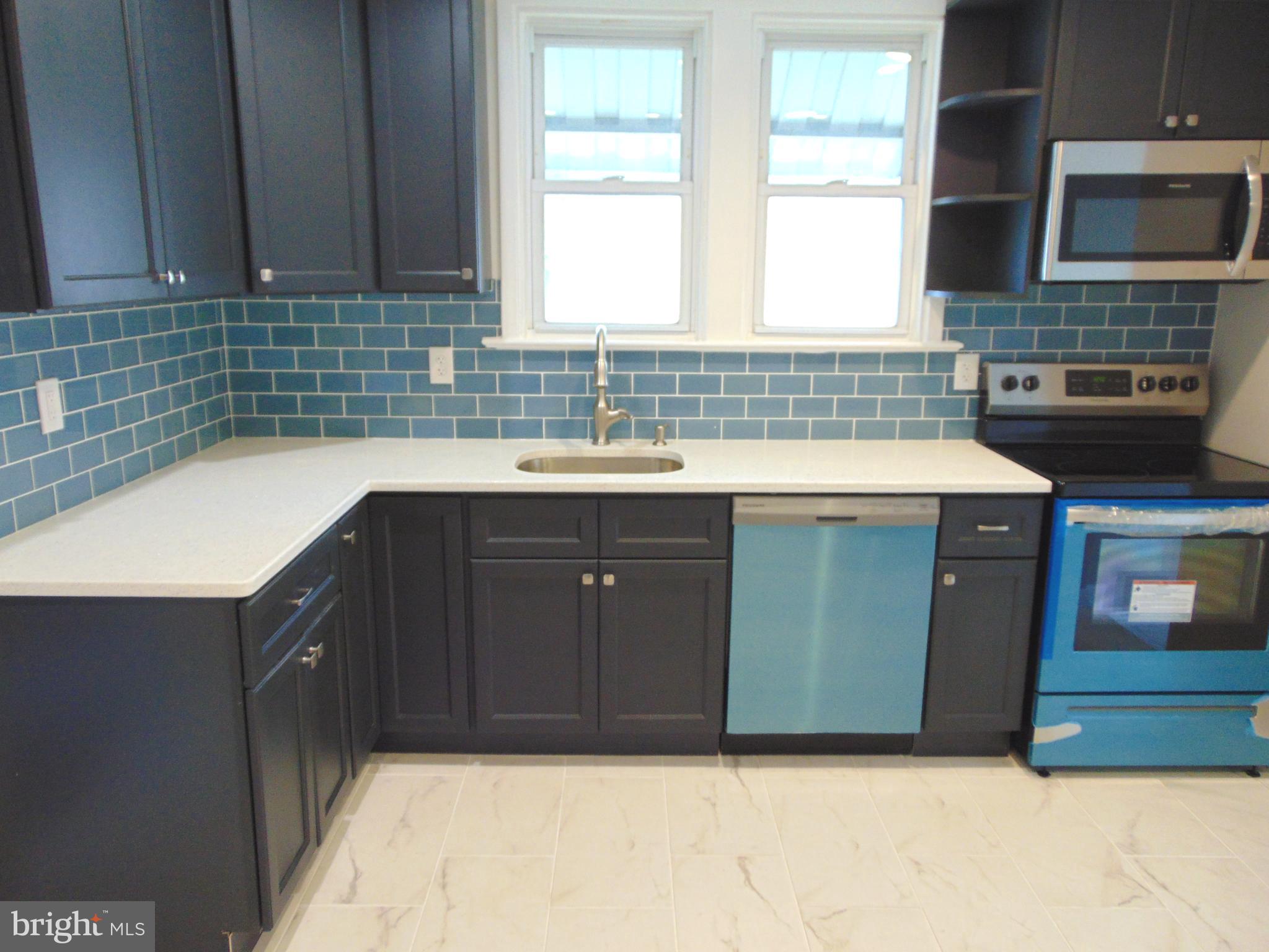 THORNDALE - Residential Lease