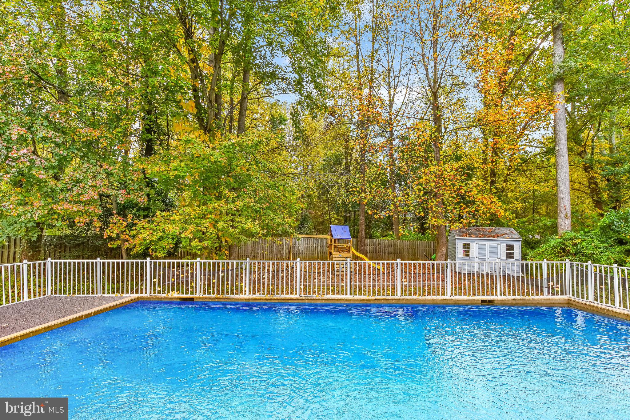 TURNERS FIELD - Residential