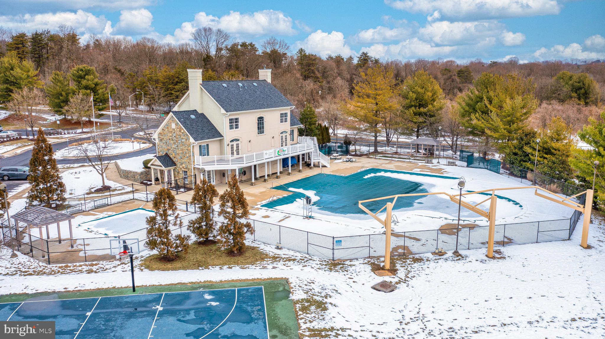 PINEY GLEN VILLAGE - Residential