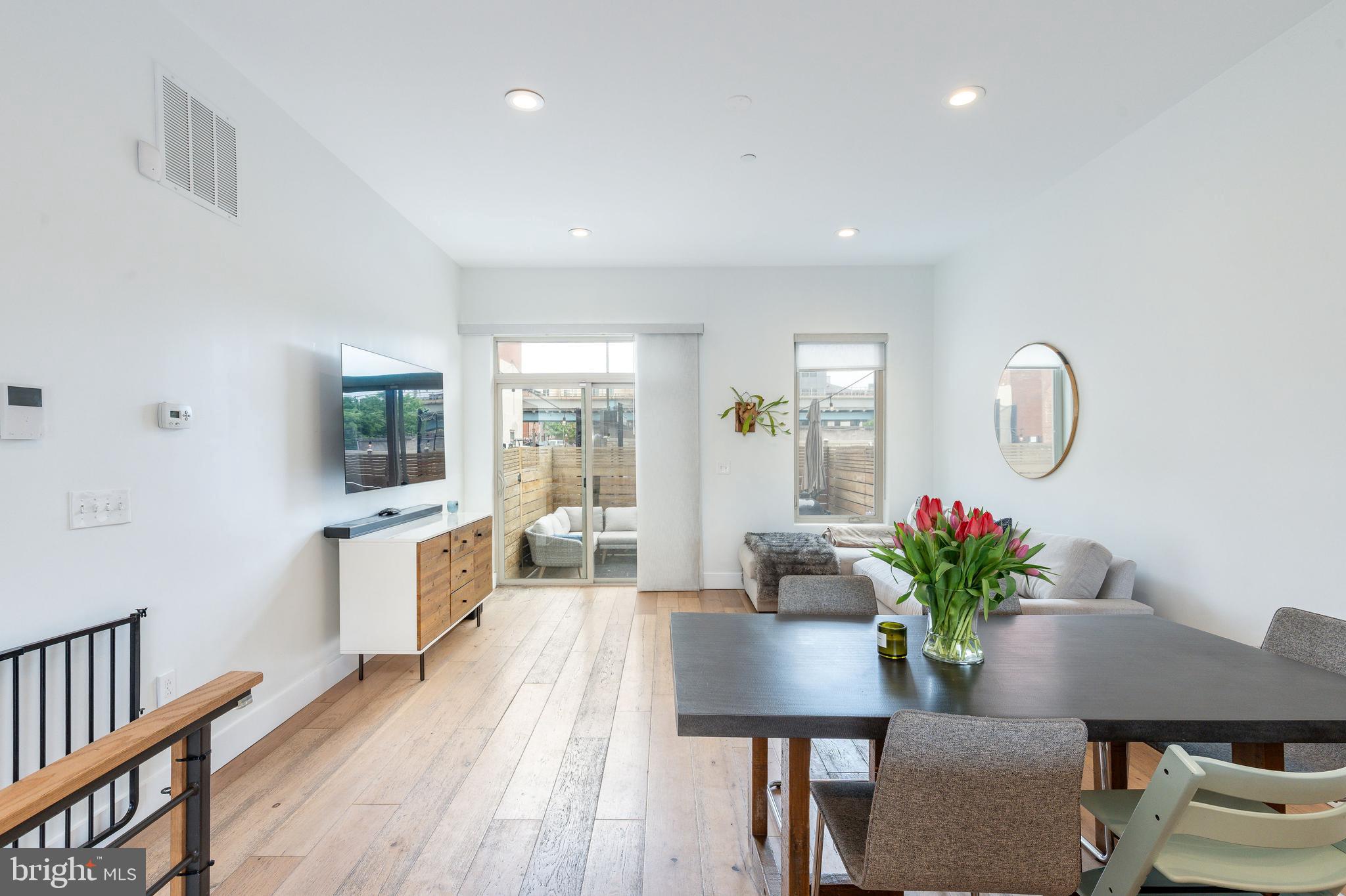 OLDE KENSINGTON - Residential