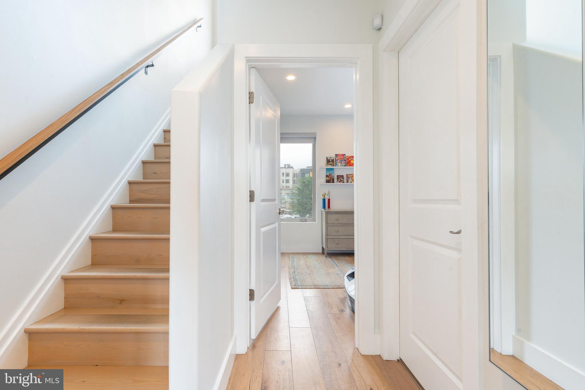 OLDE KENSINGTON - Residential