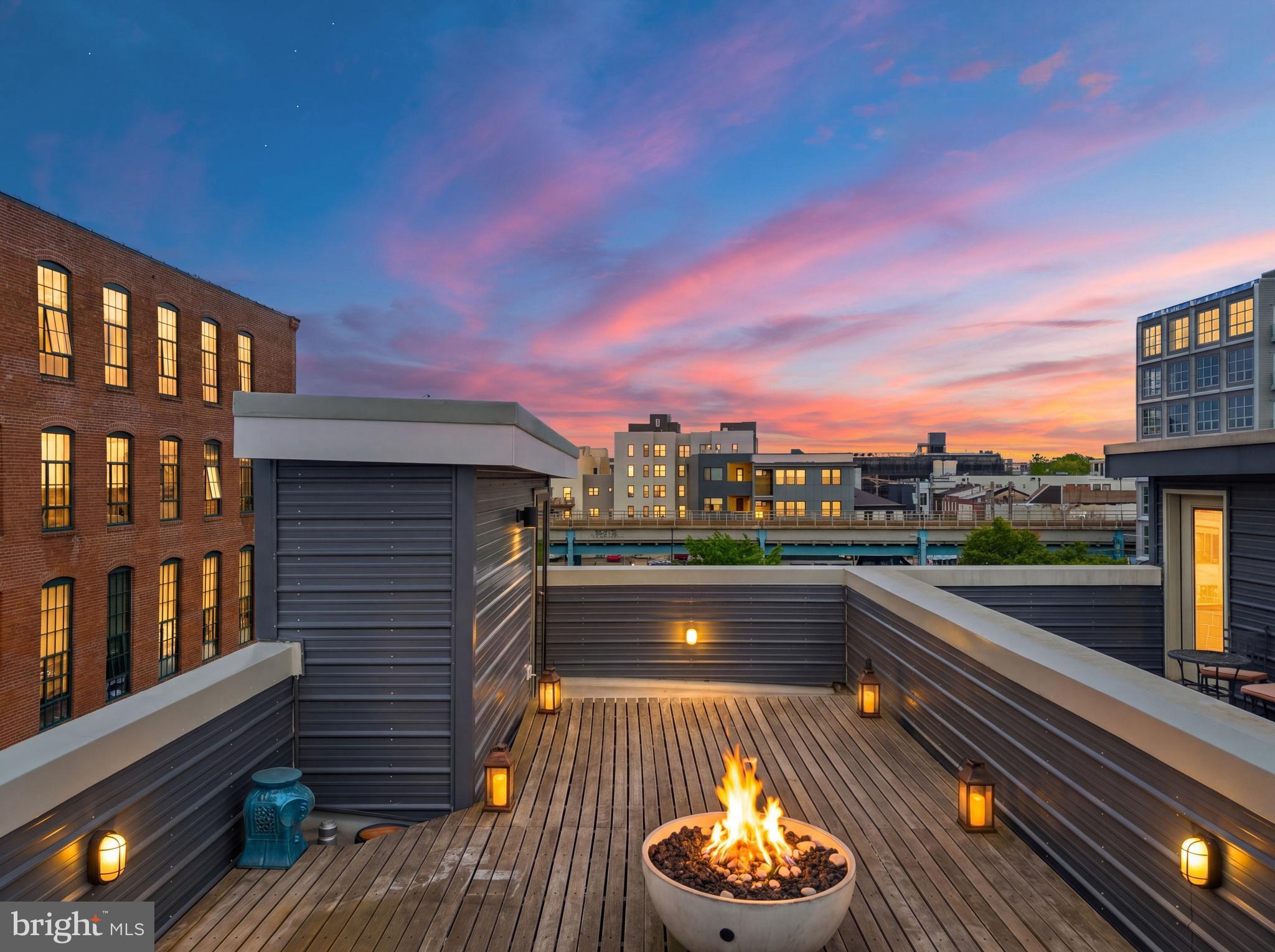 OLDE KENSINGTON - Residential