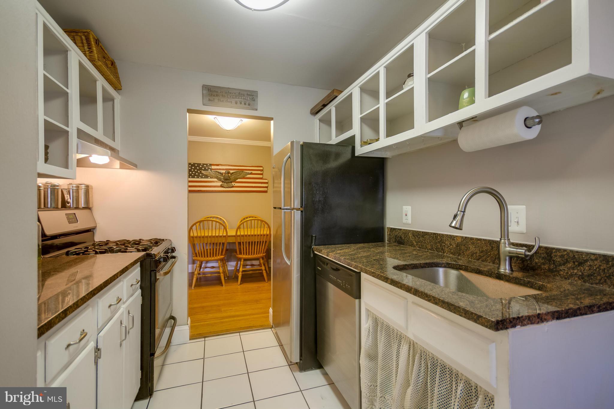 MAYFLOWER SQUARE - Residential