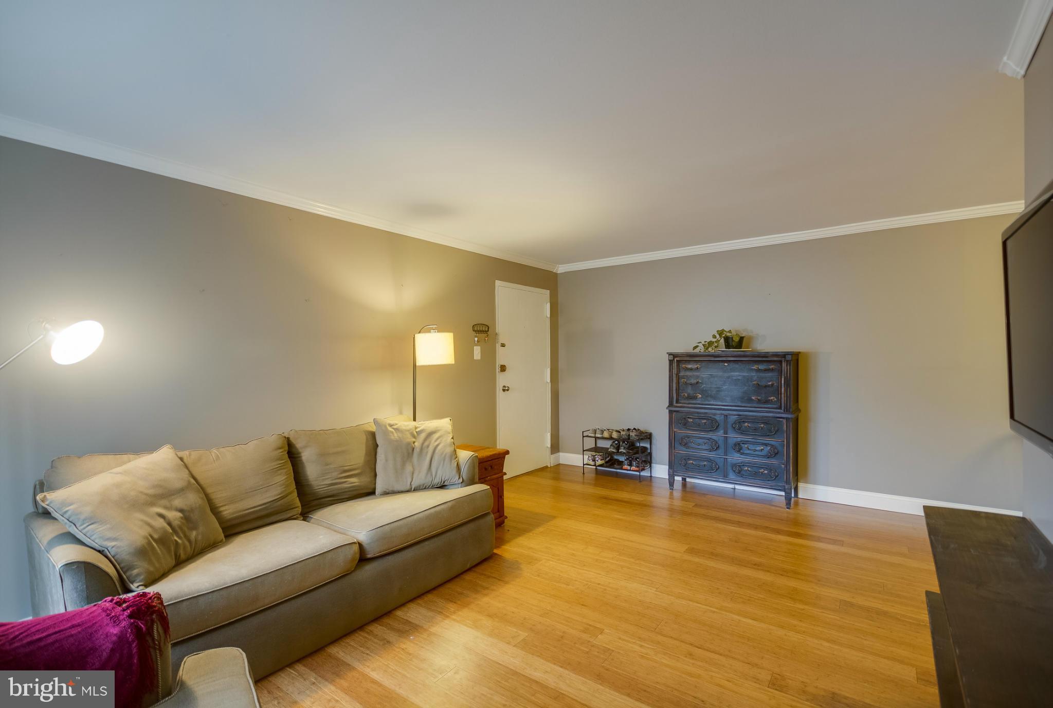 MAYFLOWER SQUARE - Residential