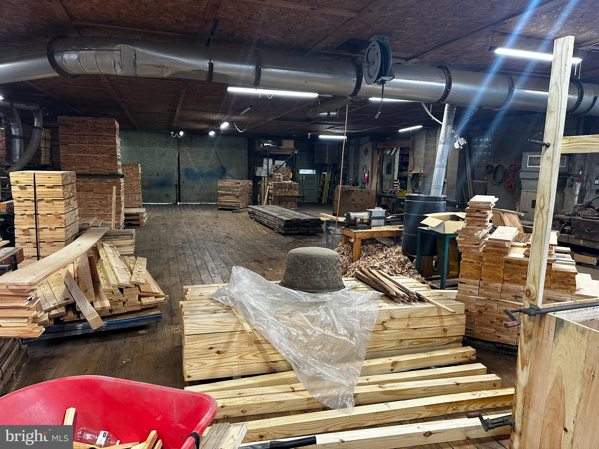 SOUTH END - Commercial Sale