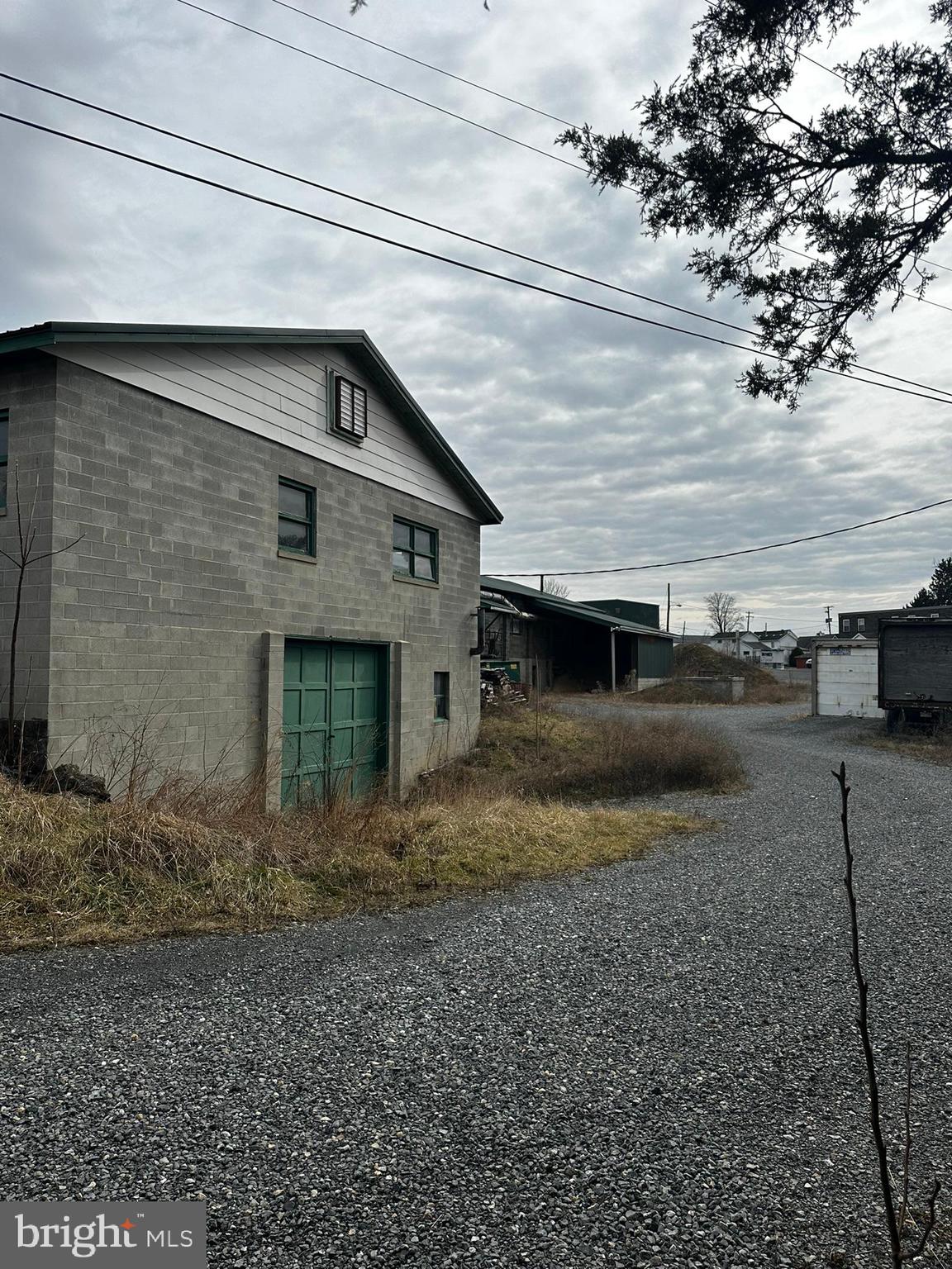 SOUTH END - Commercial Sale