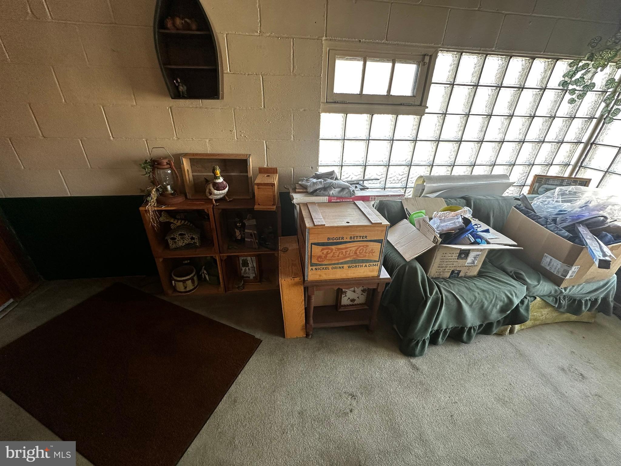 SOUTH END - Commercial Sale