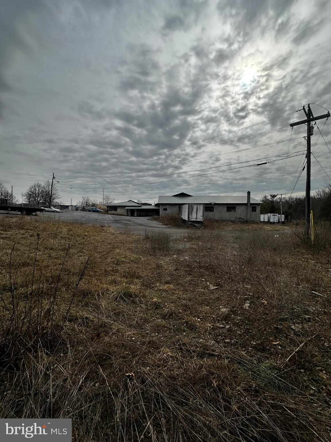 SOUTH END - Commercial Sale