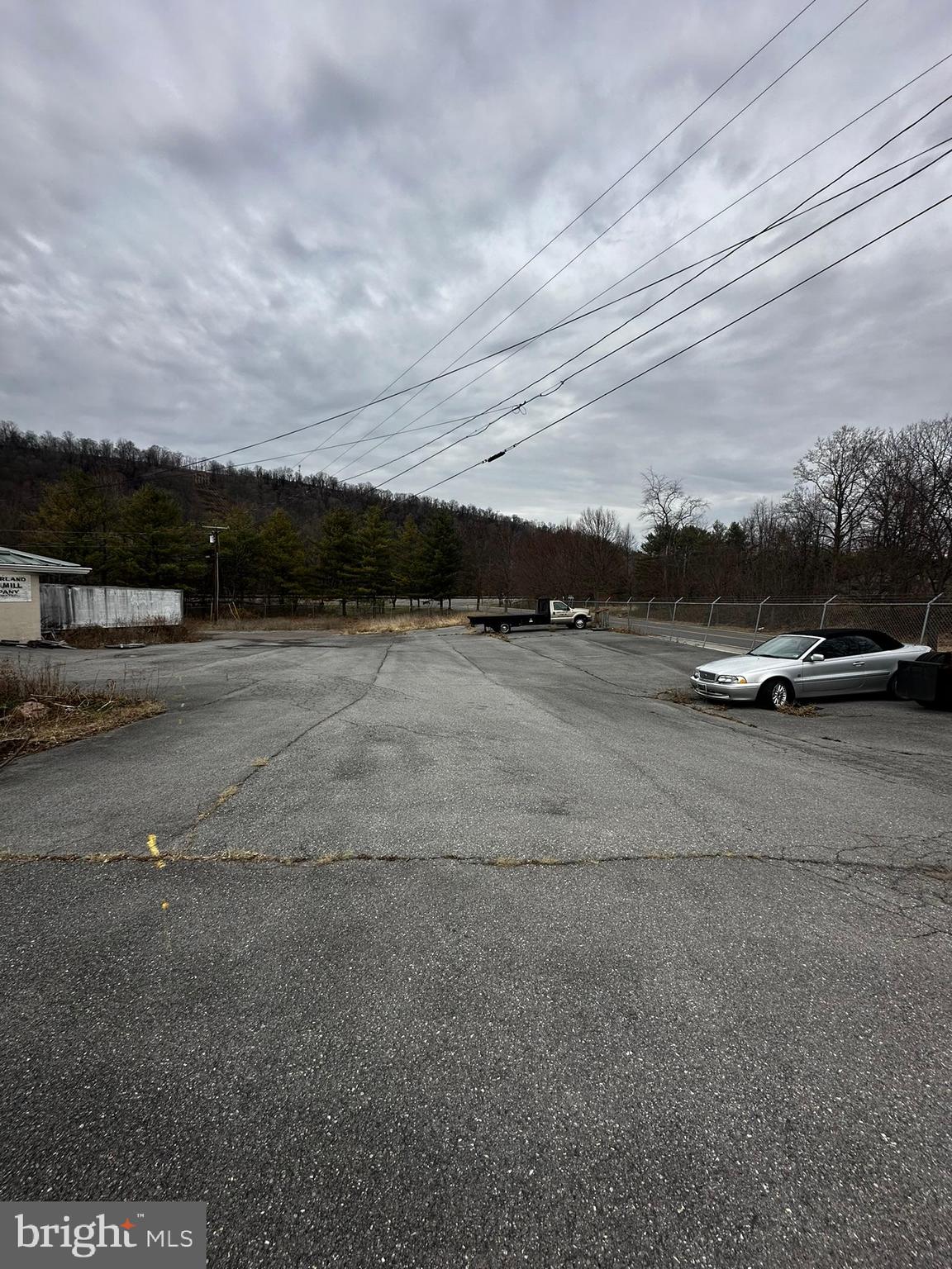 SOUTH END - Commercial Sale