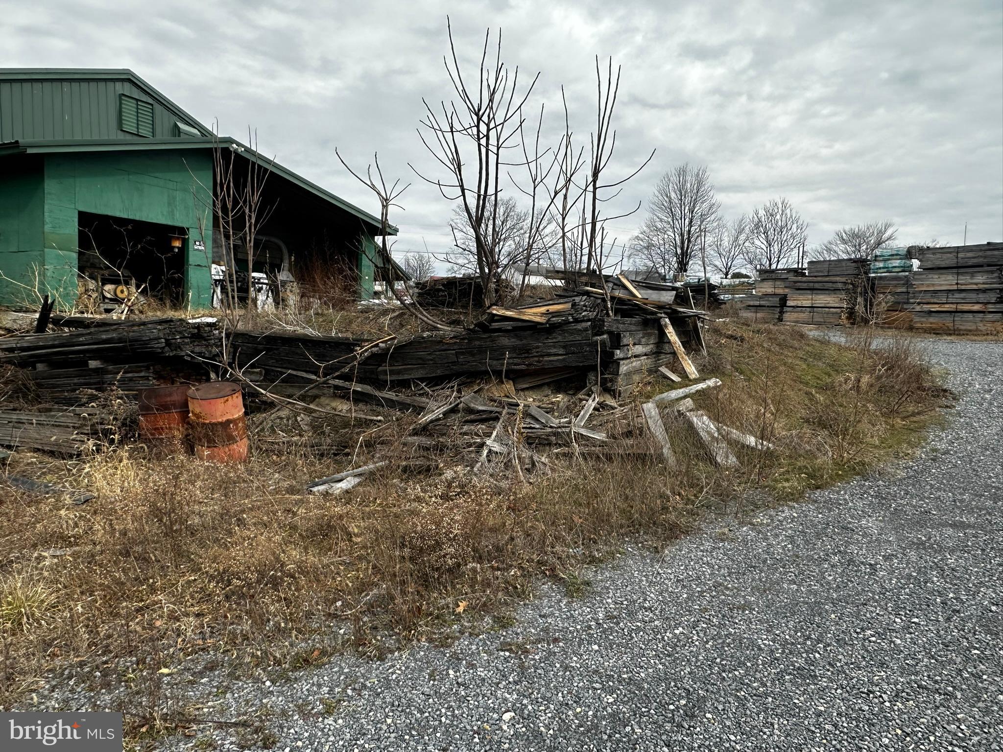 SOUTH END - Commercial Sale