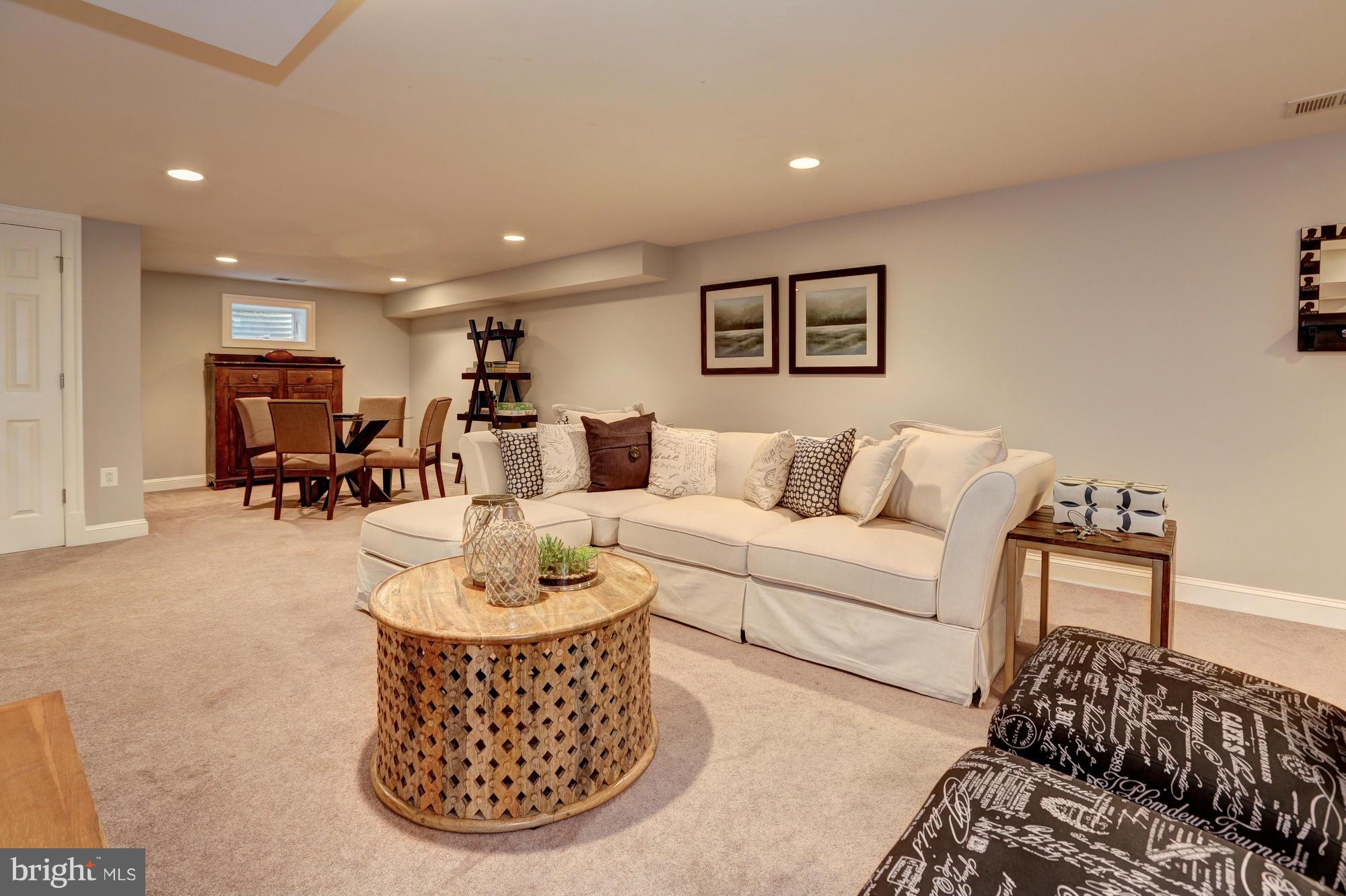 MASS AVE HILLS - Residential