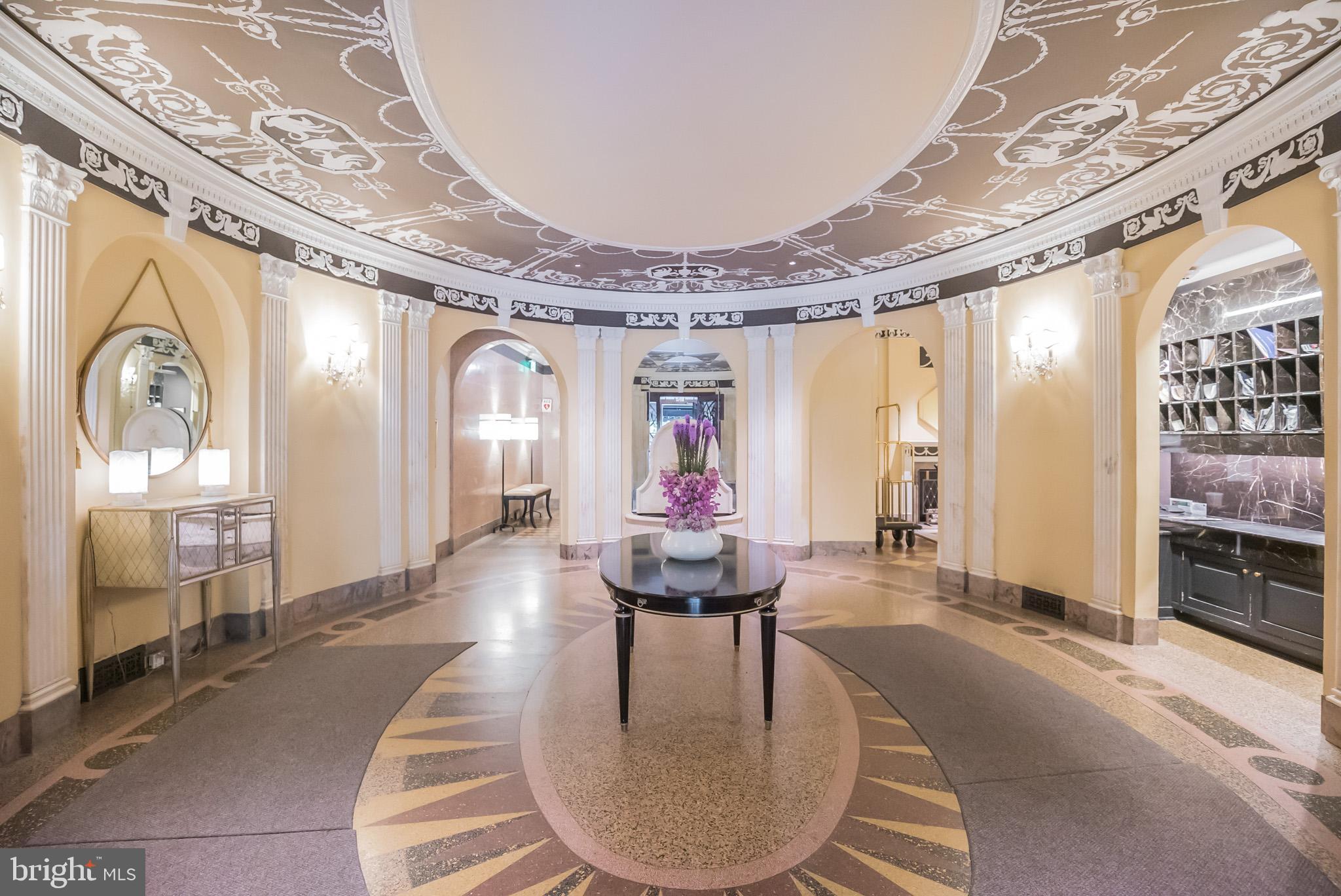 RITTENHOUSE SQUARE - Residential