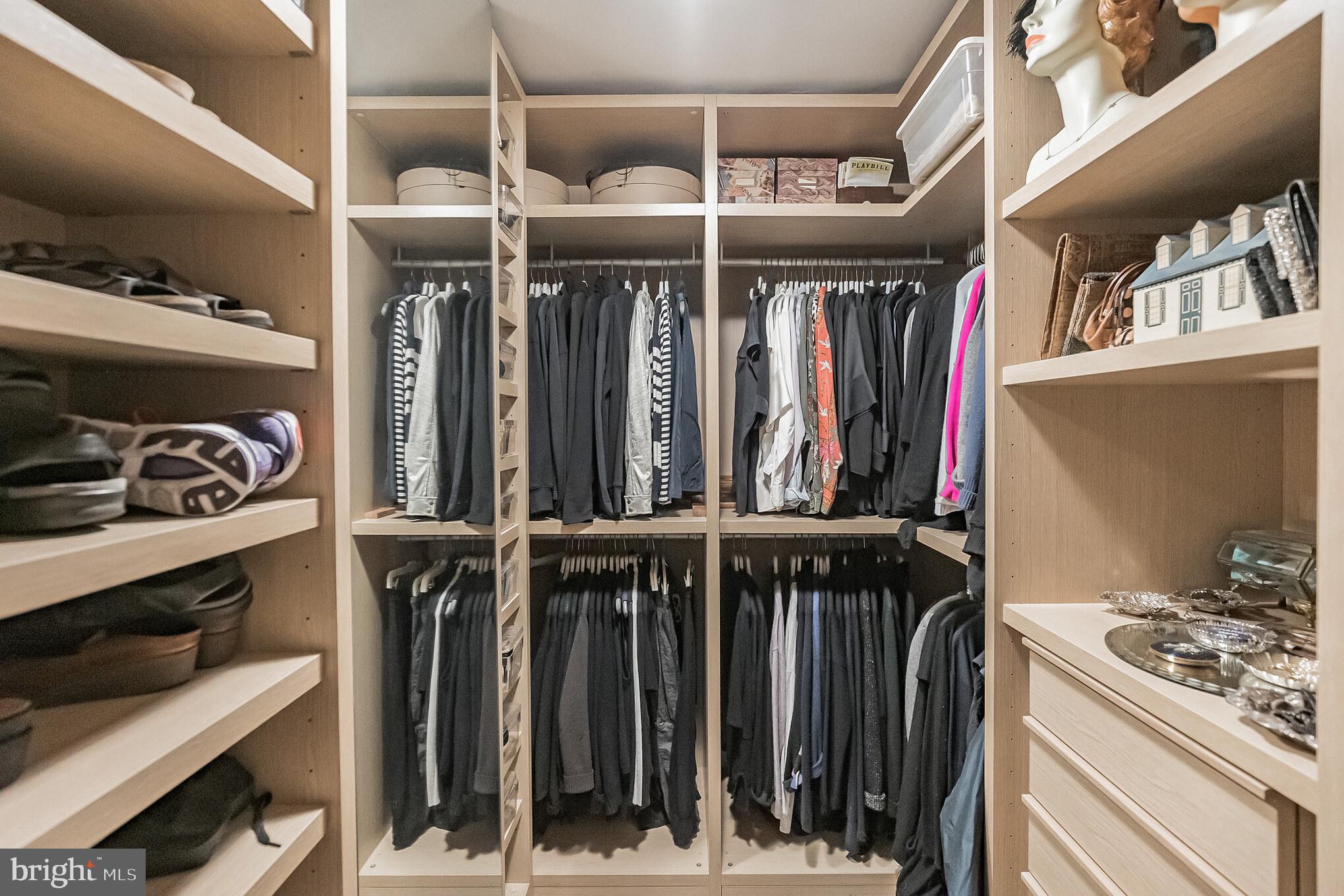 RITTENHOUSE SQUARE - Residential