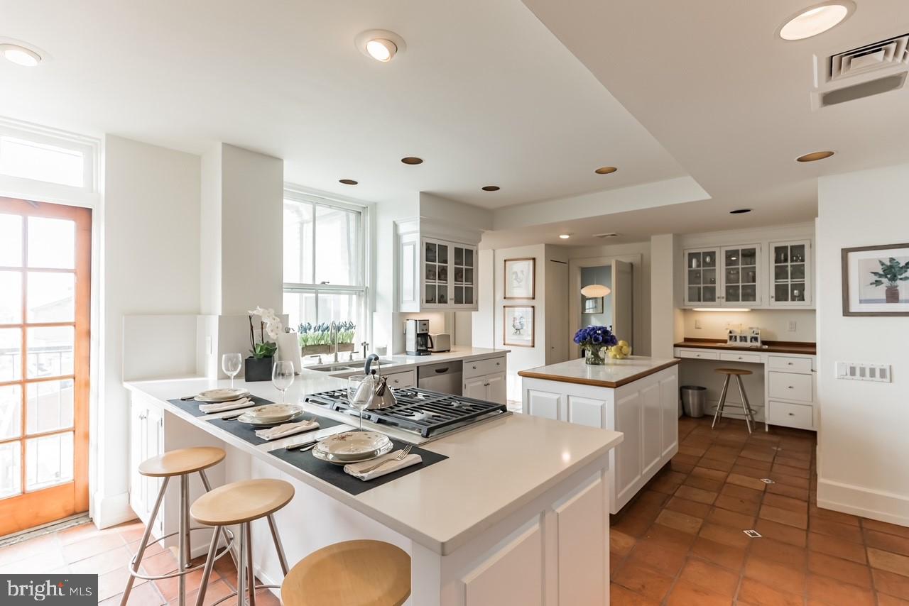 RITTENHOUSE SQUARE - Residential