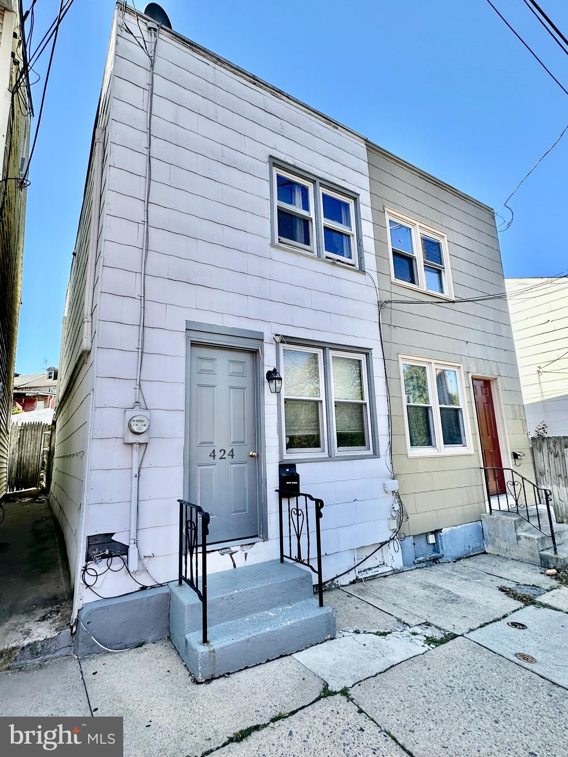 LANCASTER - Residential