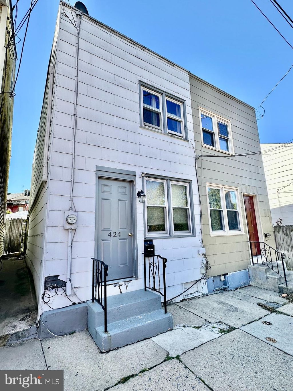 Photo of 424 E Strawberry Street, LANCASTER, PA 17602 (MLS # PALA2078412)