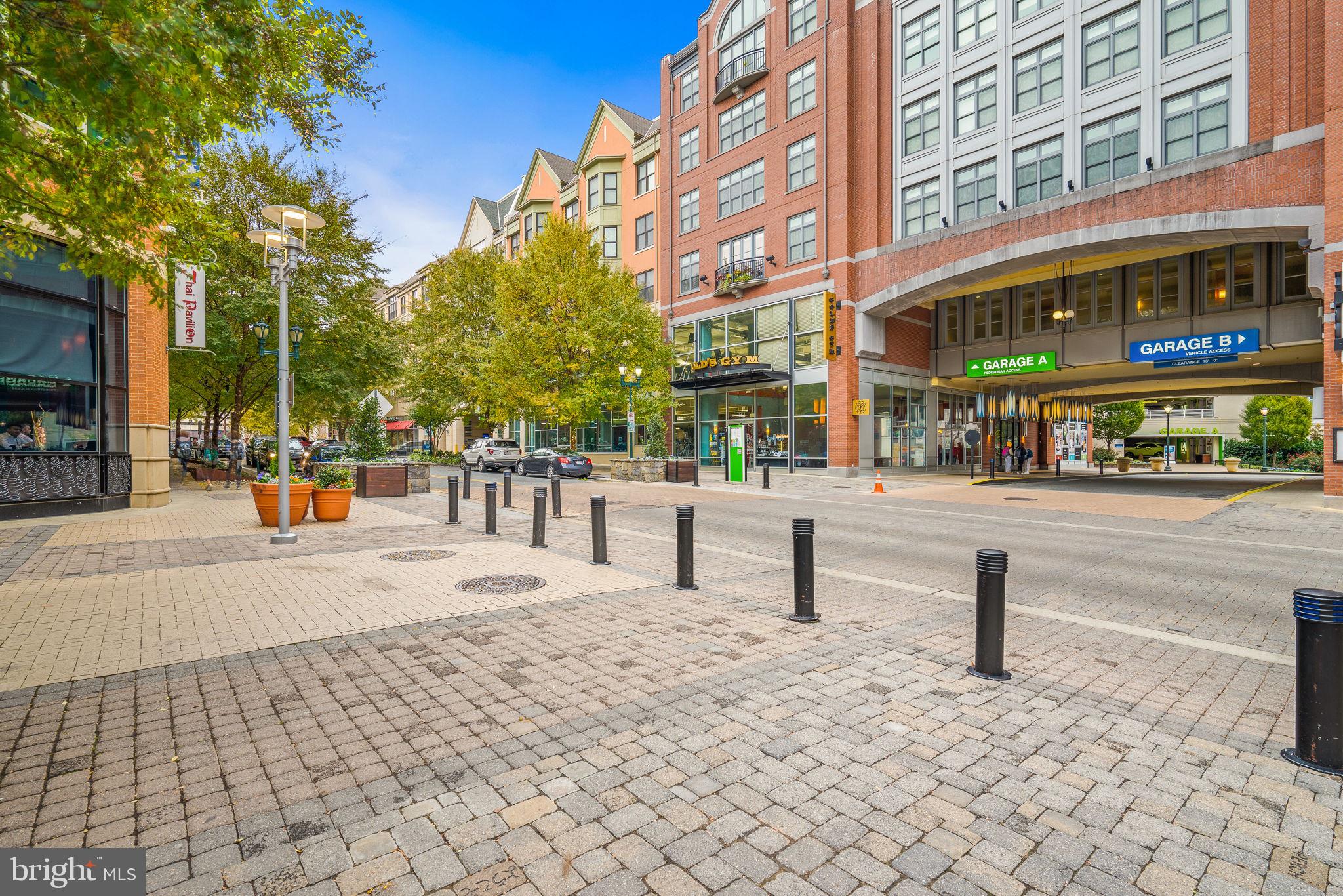 ROCKVILLE HEIGHTS - Residential