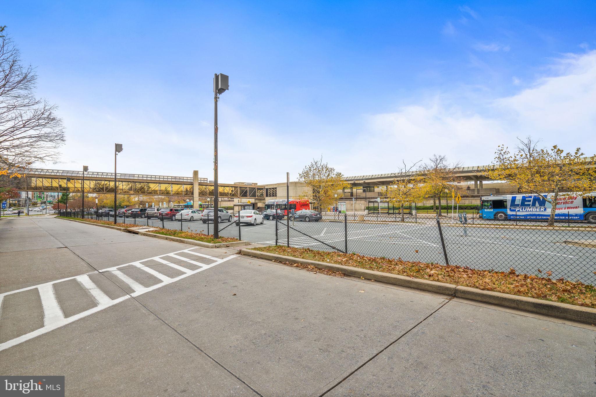 ROCKVILLE HEIGHTS - Residential