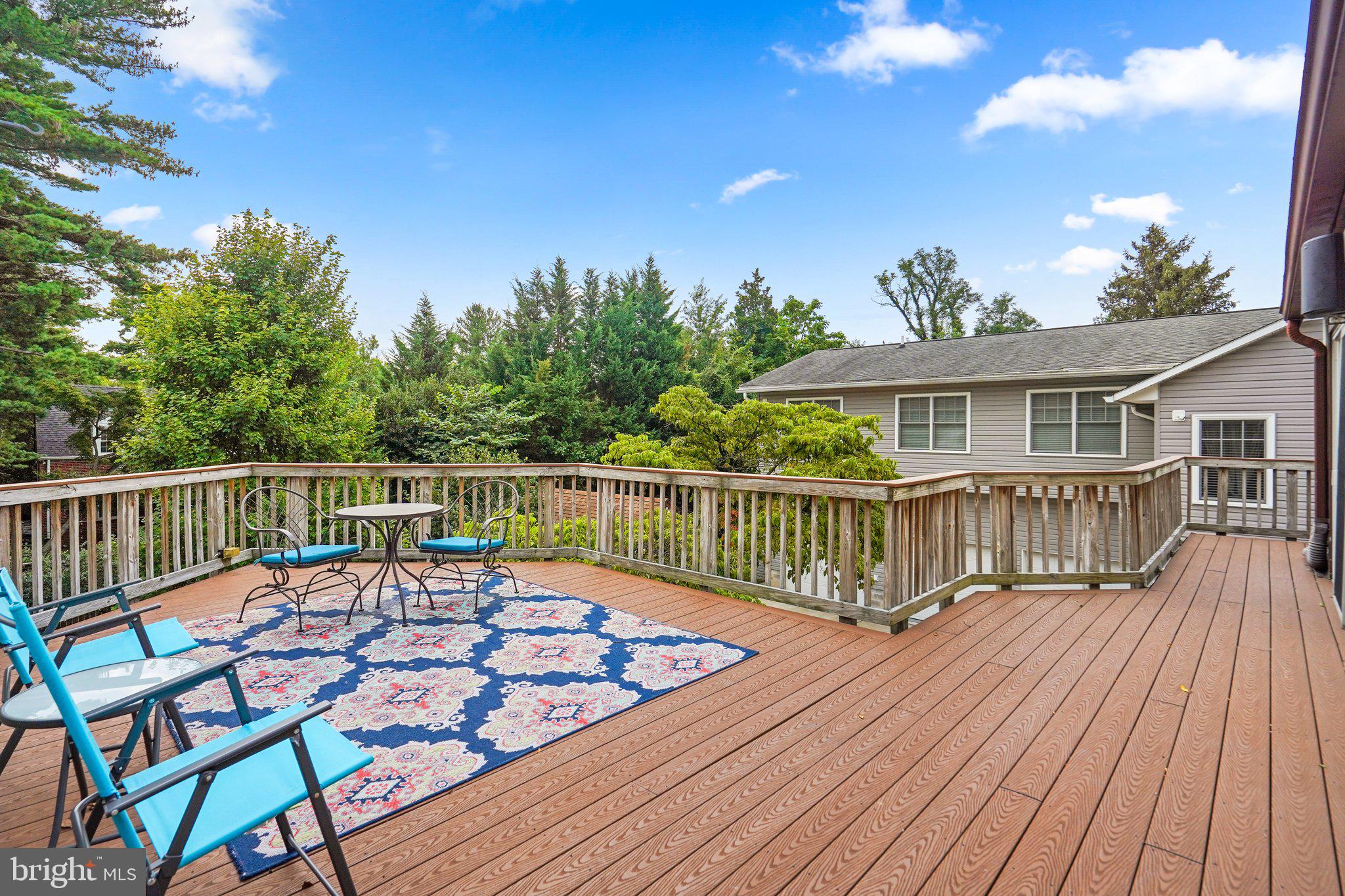 ROCKVILLE HEIGHTS - Residential