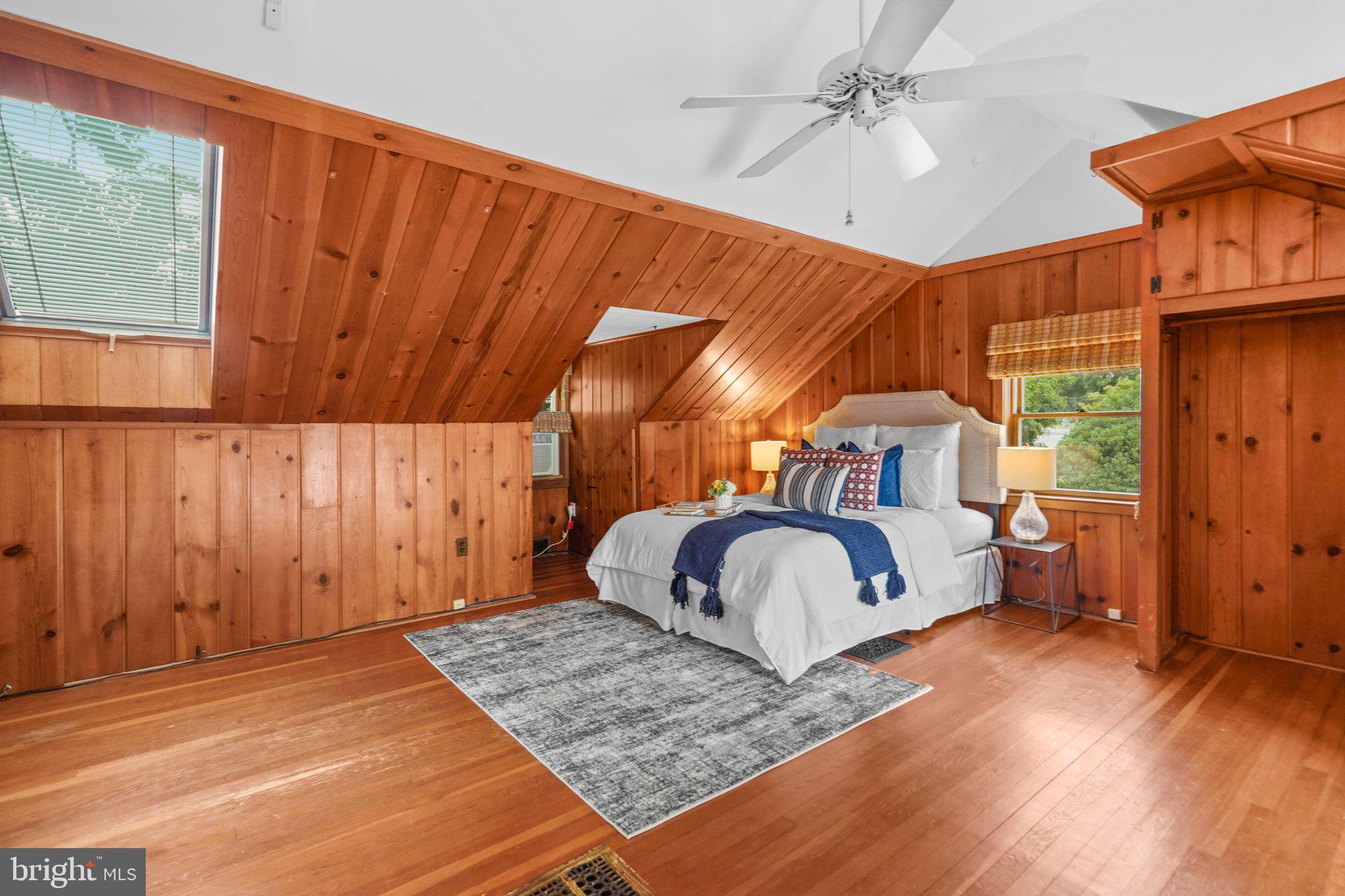 ROCKVILLE HEIGHTS - Residential