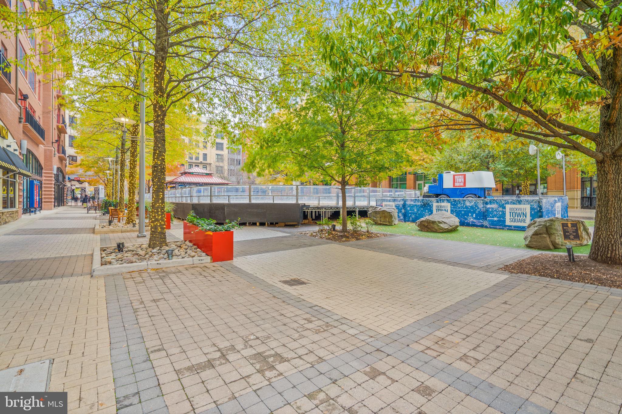 ROCKVILLE HEIGHTS - Residential