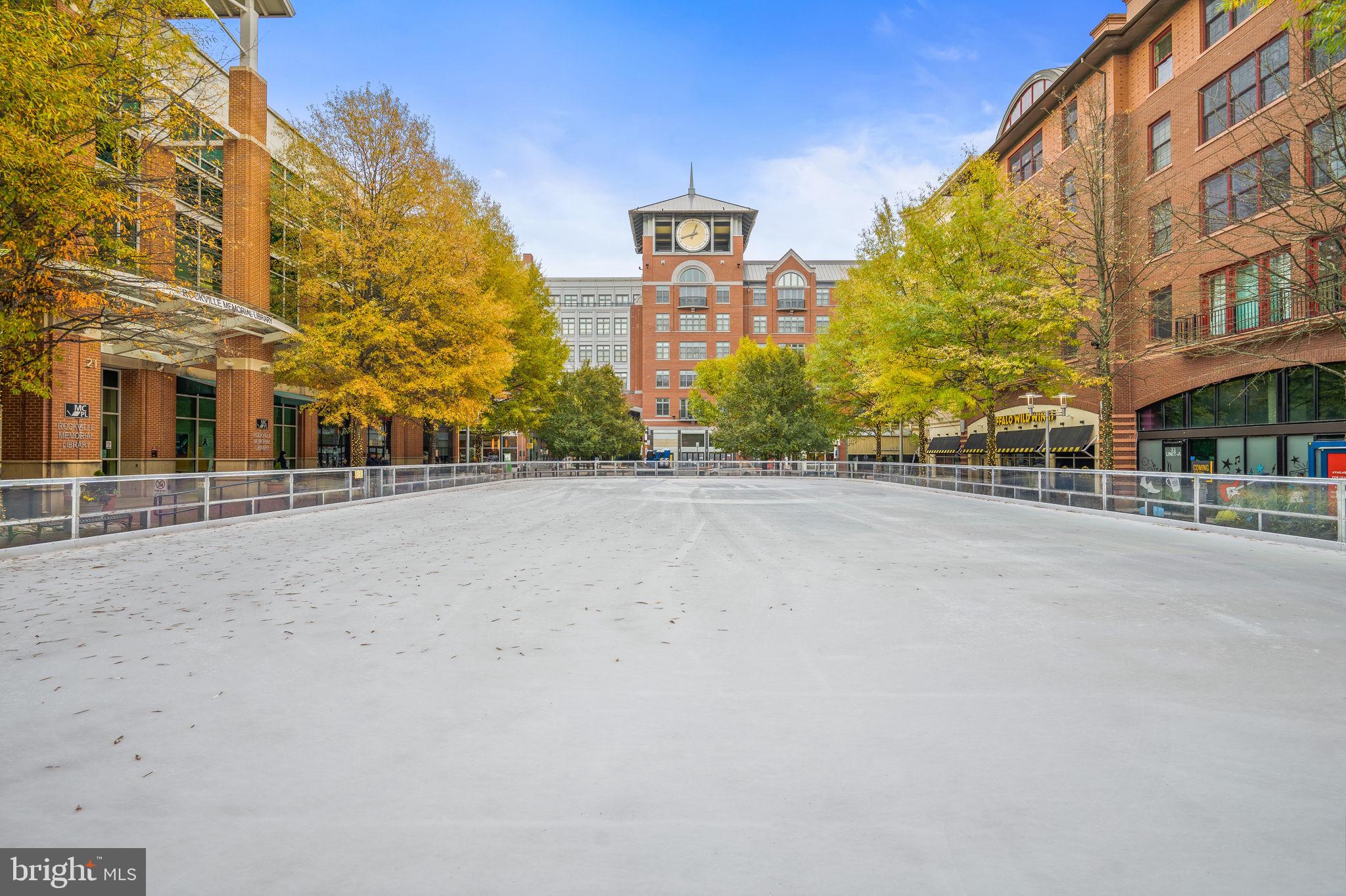 ROCKVILLE HEIGHTS - Residential